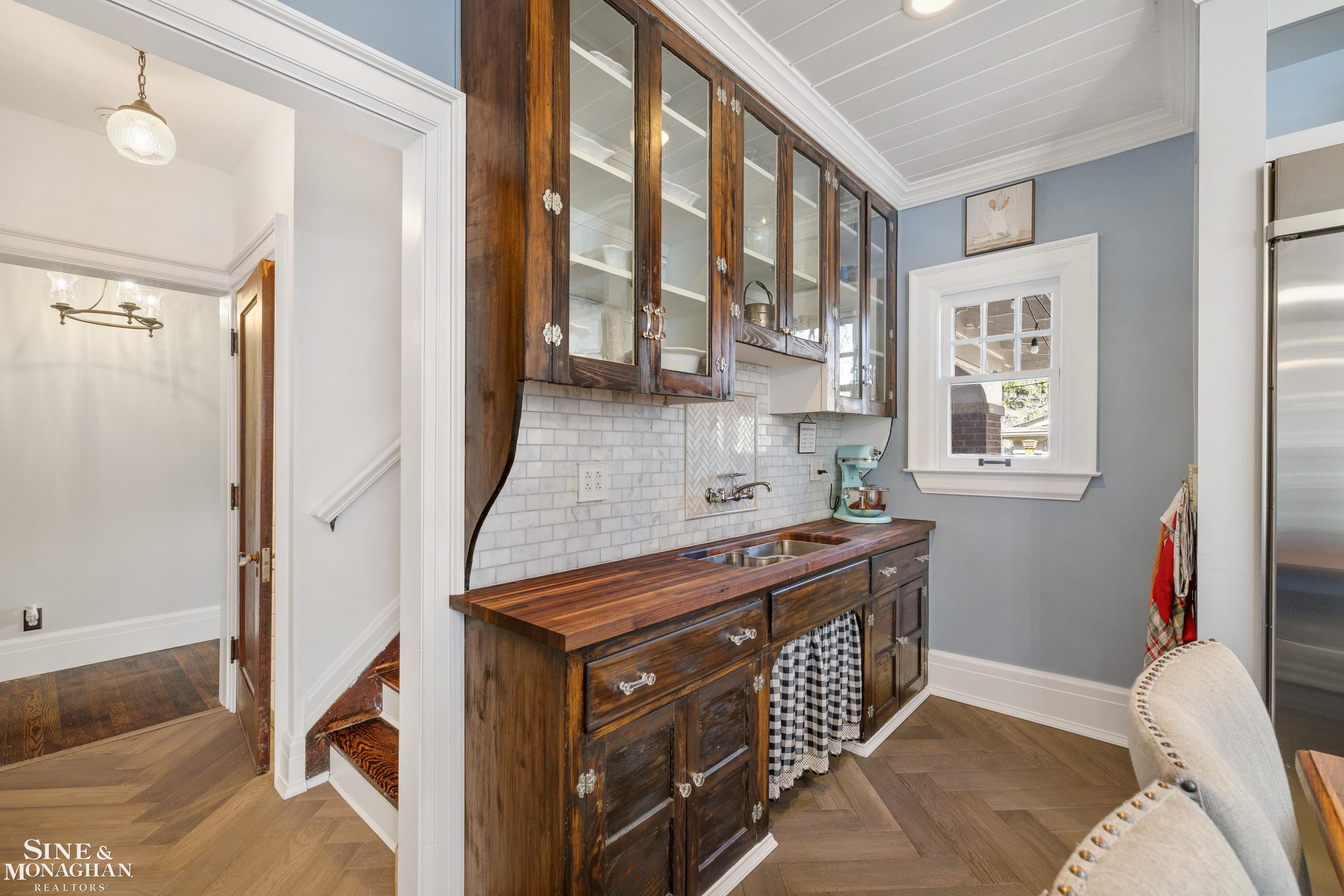 334 University Place, Grosse Pointe, MI, 48236