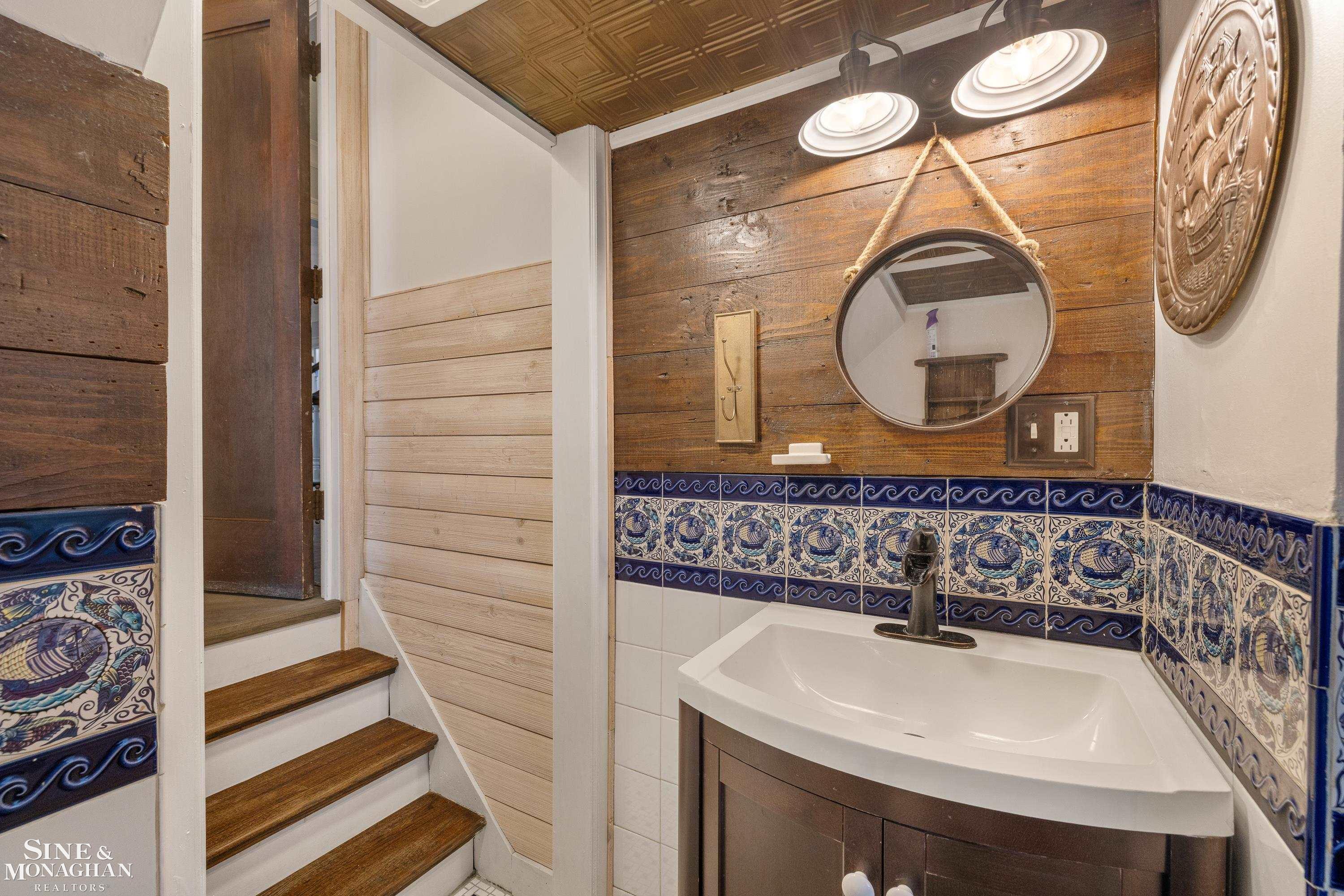 334 University Place, Grosse Pointe, MI, 48236