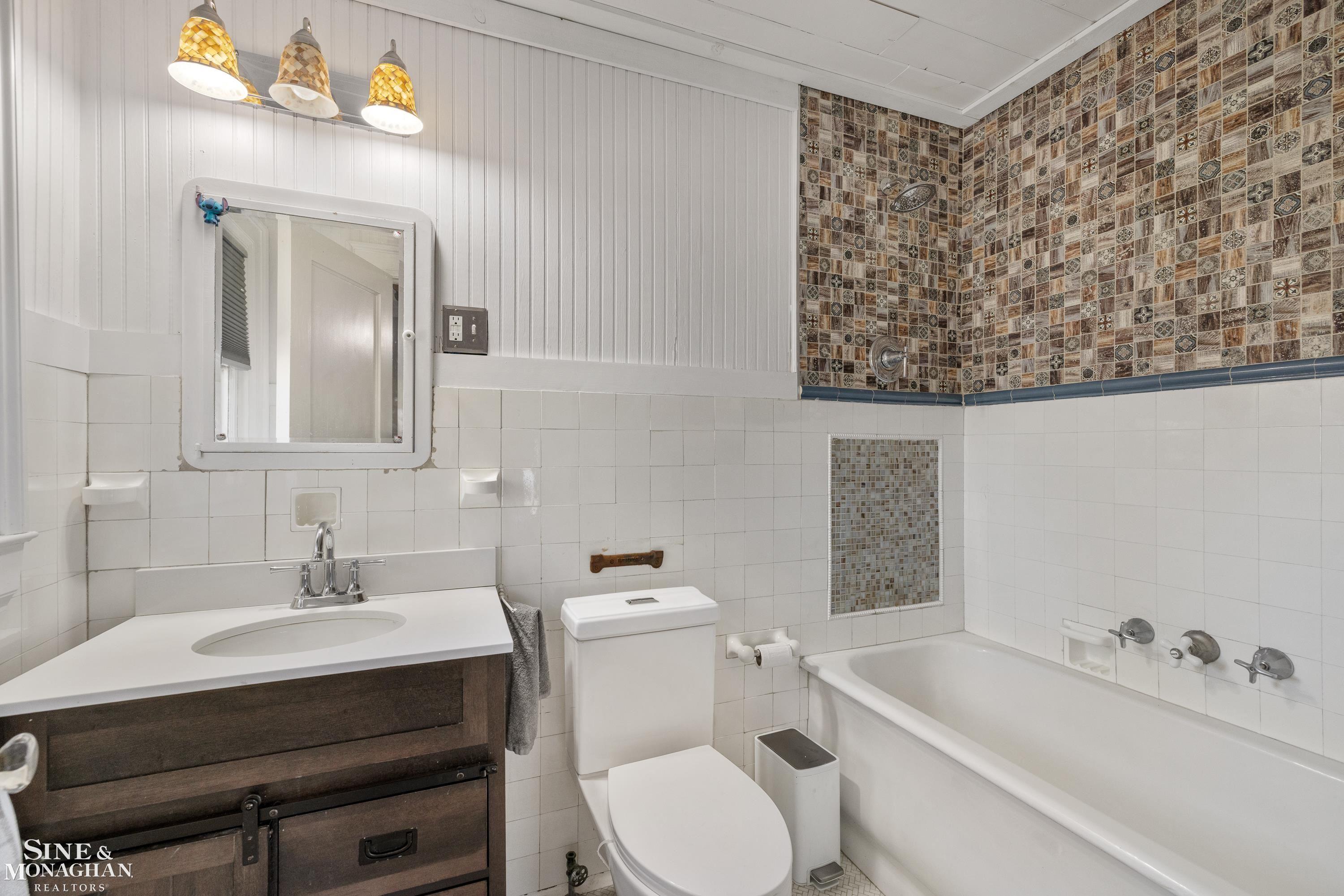 334 University Place, Grosse Pointe, MI, 48236