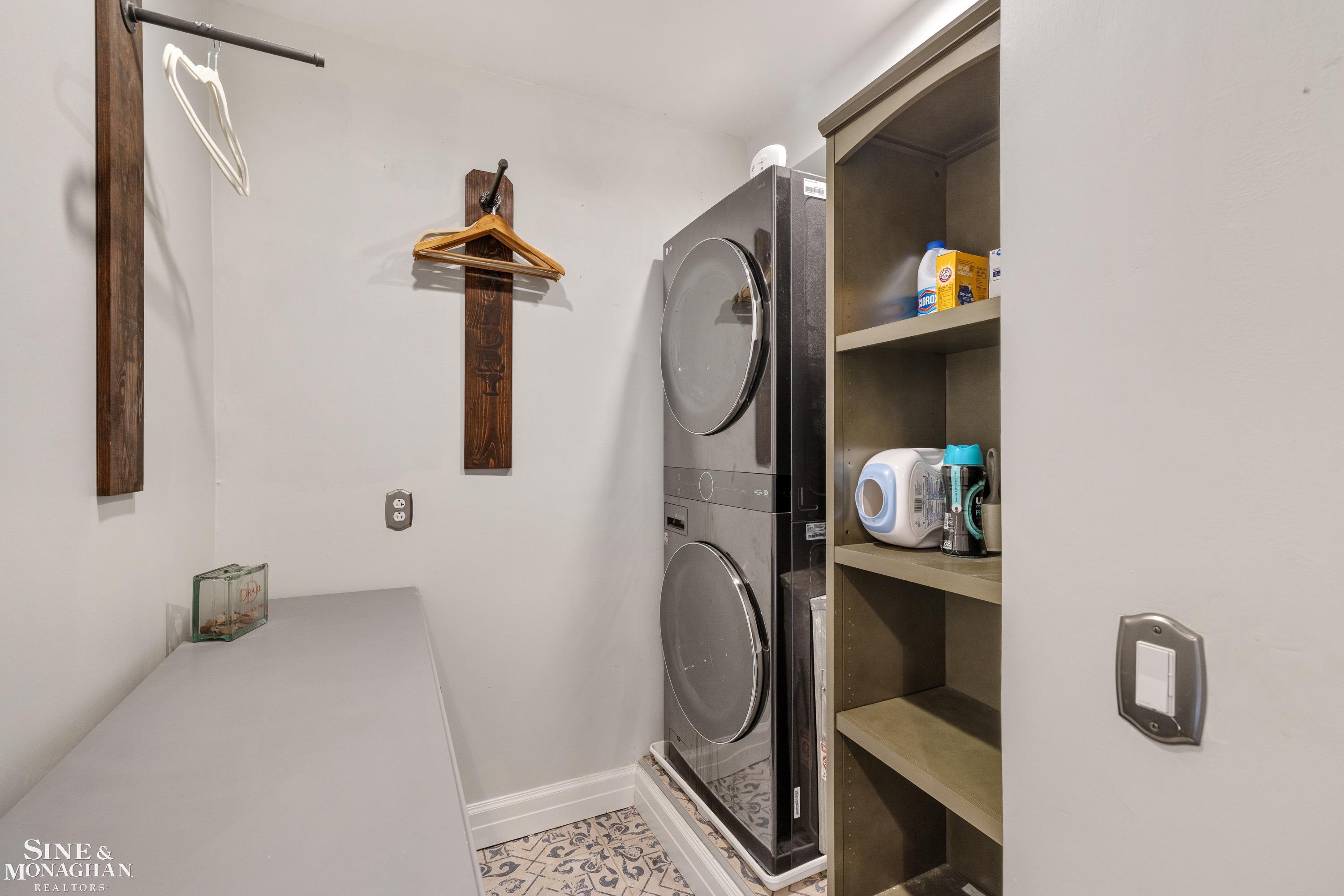 334 University Place, Grosse Pointe, MI, 48236