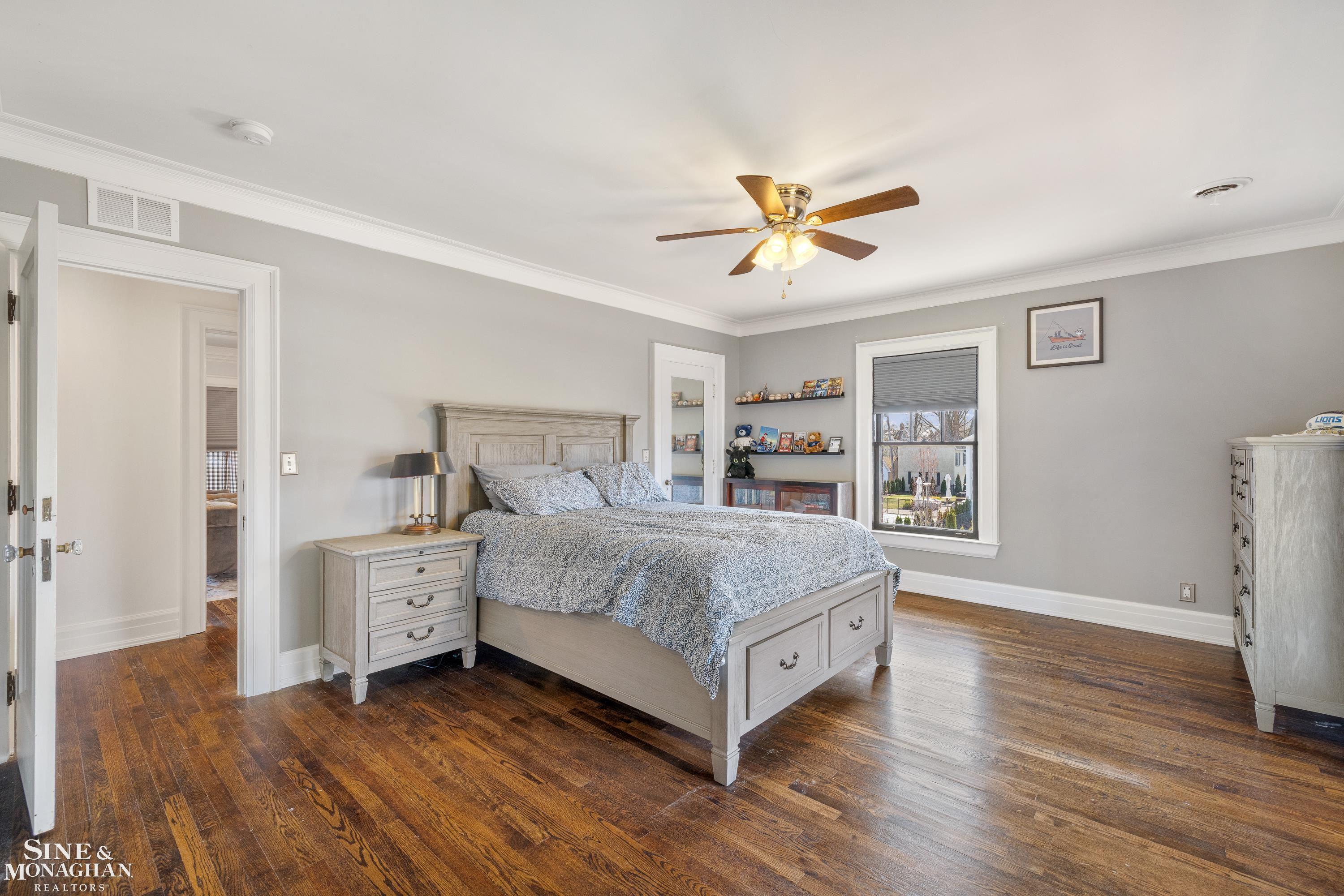 334 University Place, Grosse Pointe, MI, 48236