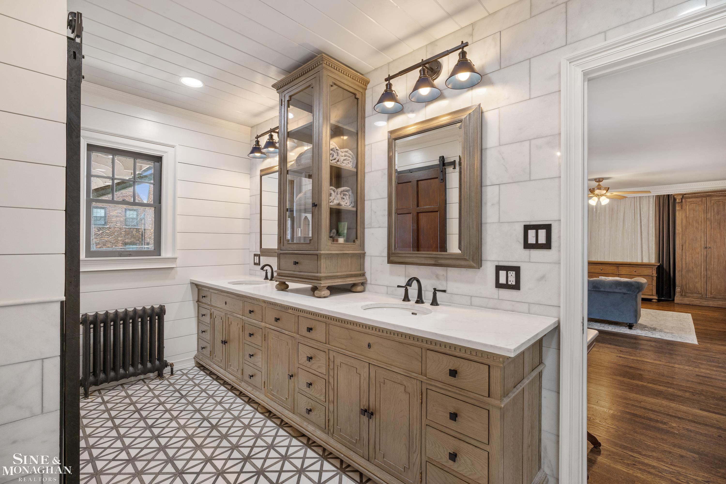 334 University Place, Grosse Pointe, MI, 48236