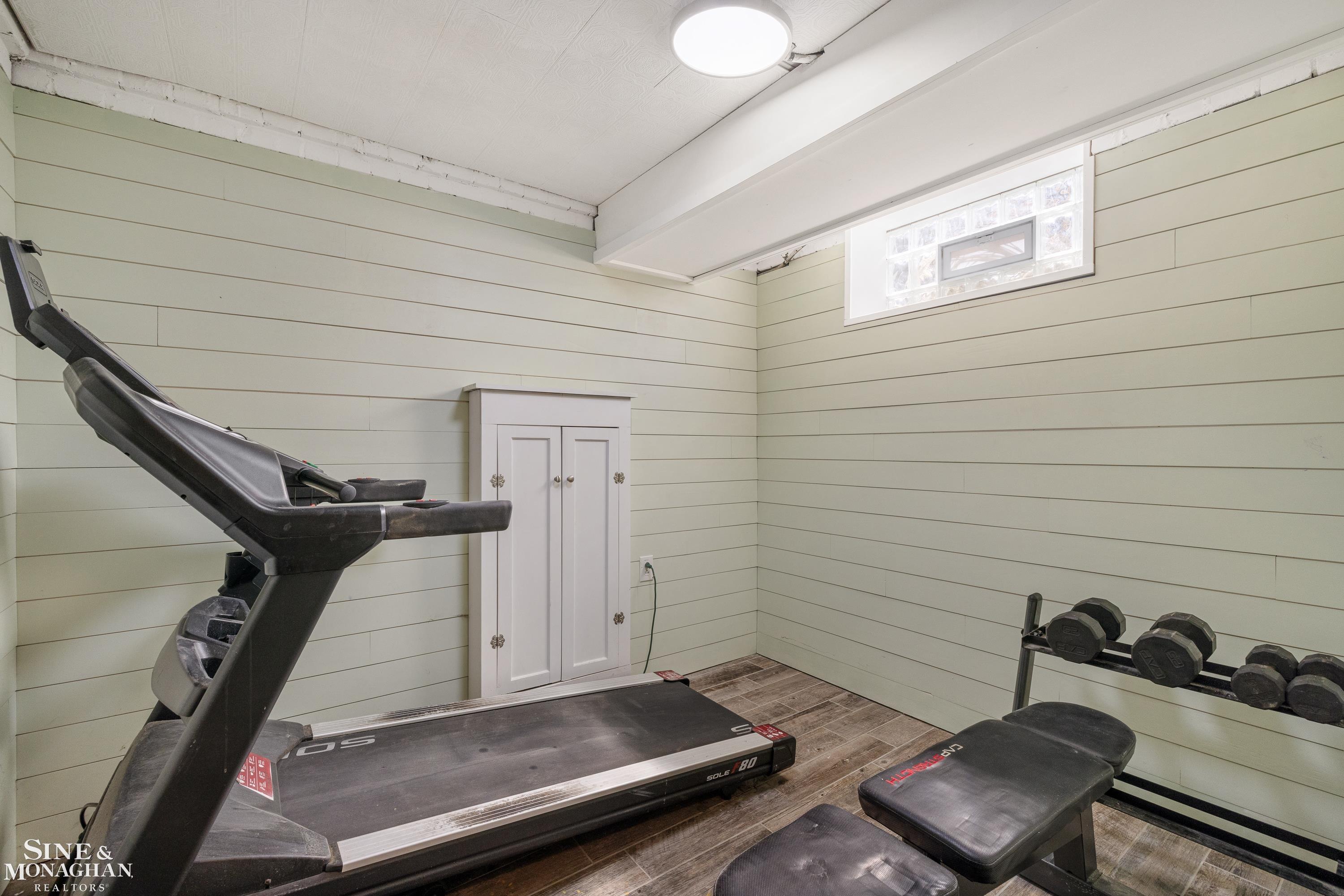 334 University Place, Grosse Pointe, MI, 48236