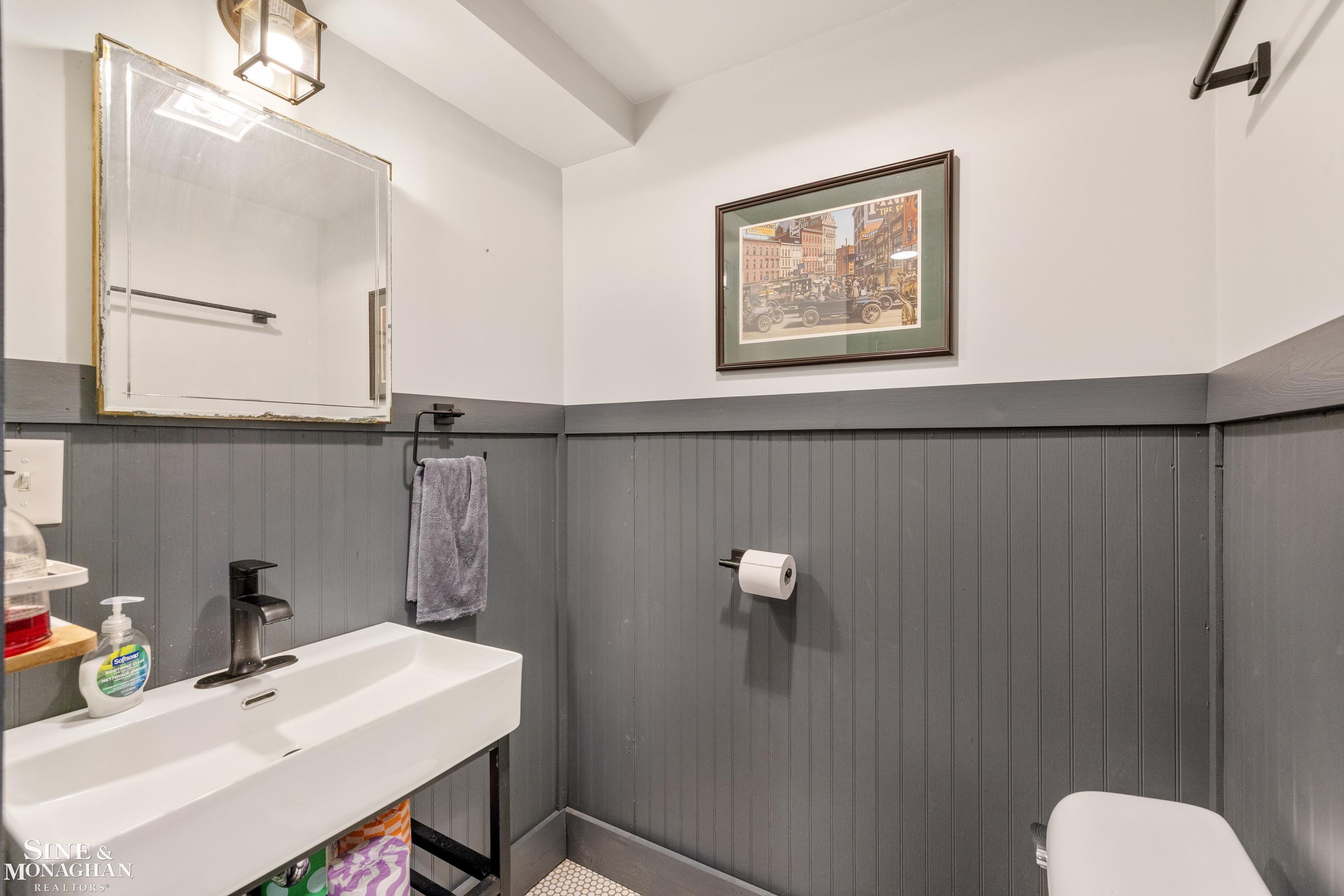 334 University Place, Grosse Pointe, MI, 48236