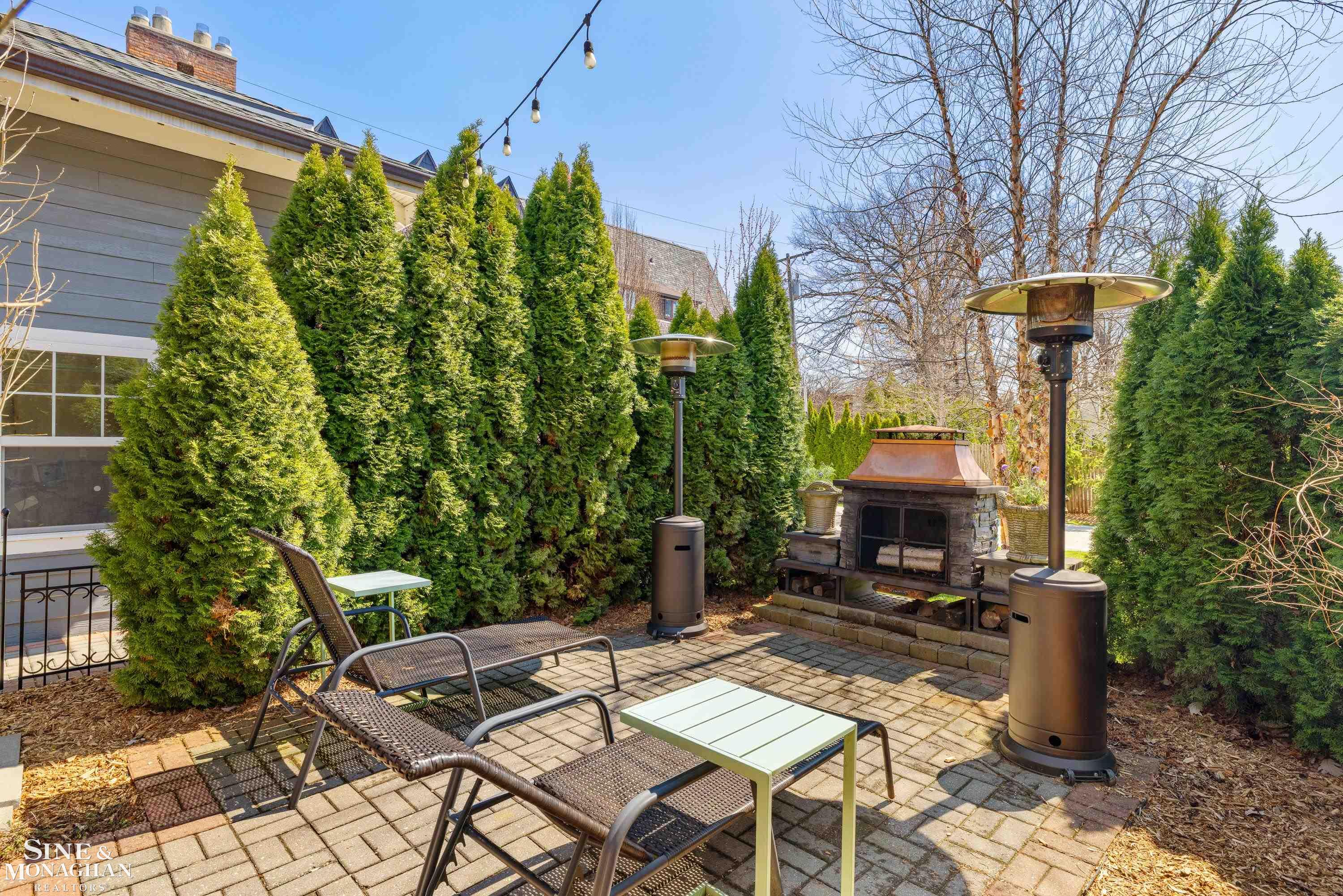 334 University Place, Grosse Pointe, MI, 48236