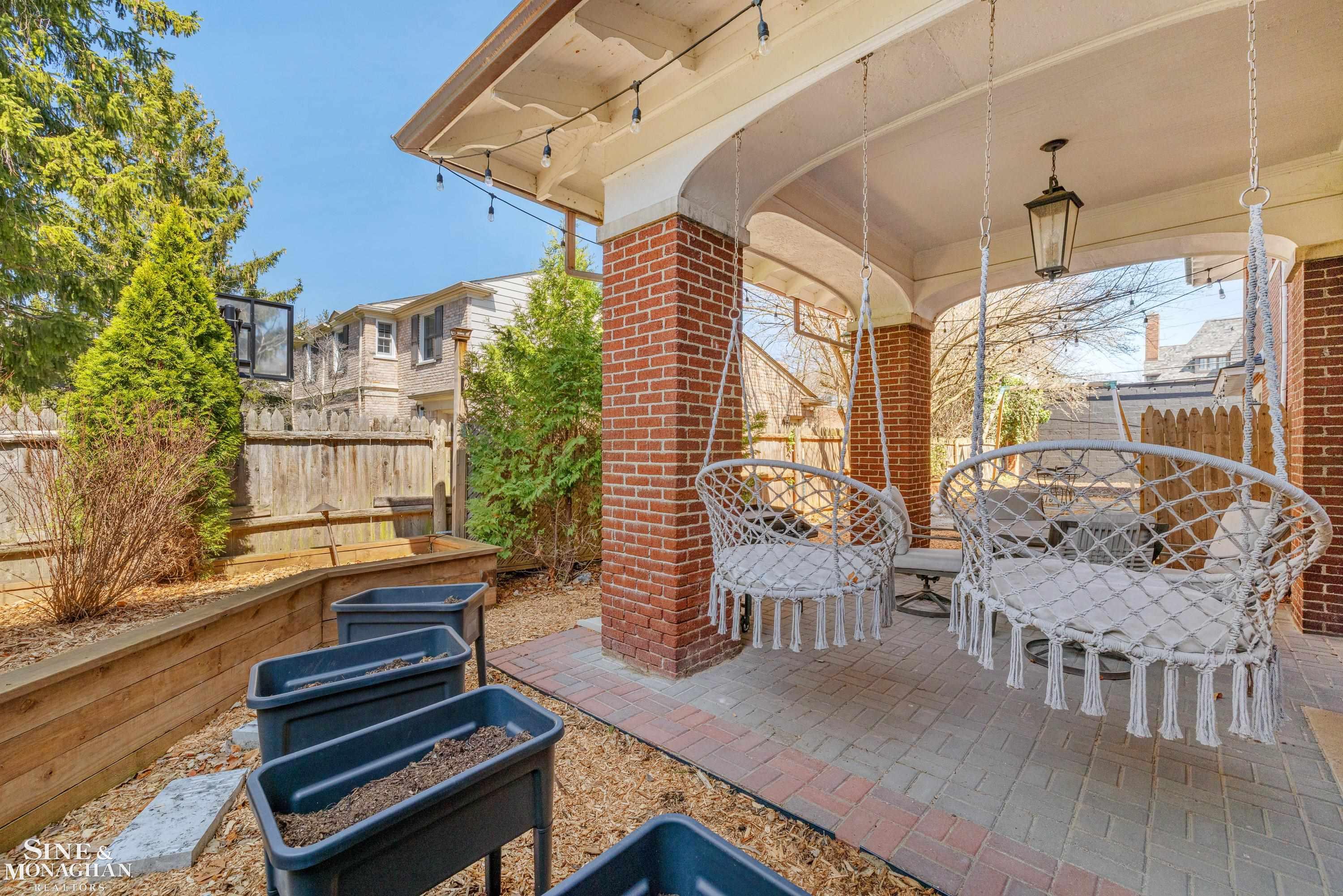 334 University Place, Grosse Pointe, MI, 48236