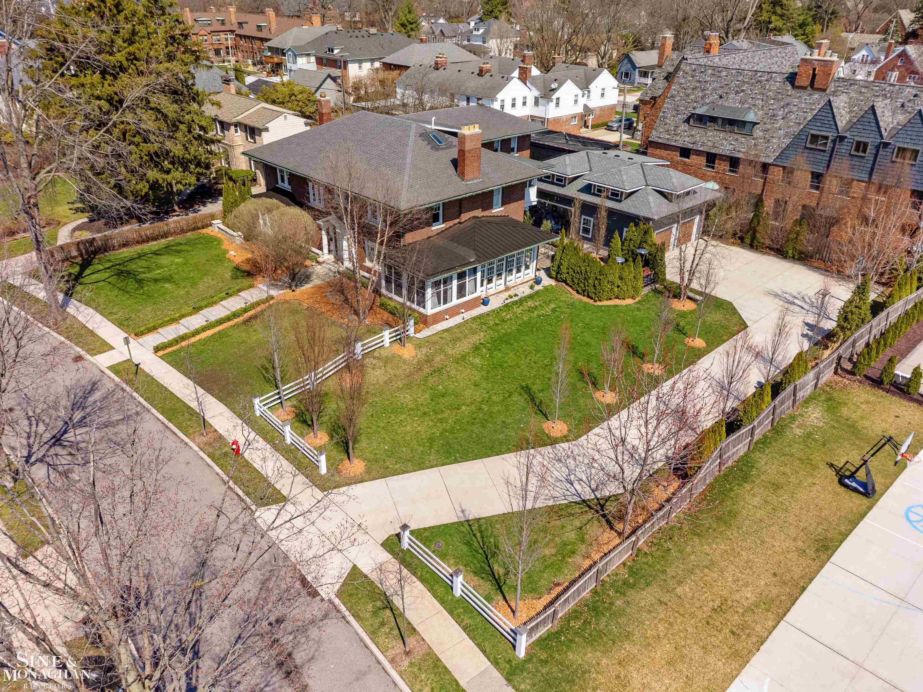 334 University Place, Grosse Pointe, MI, 48236