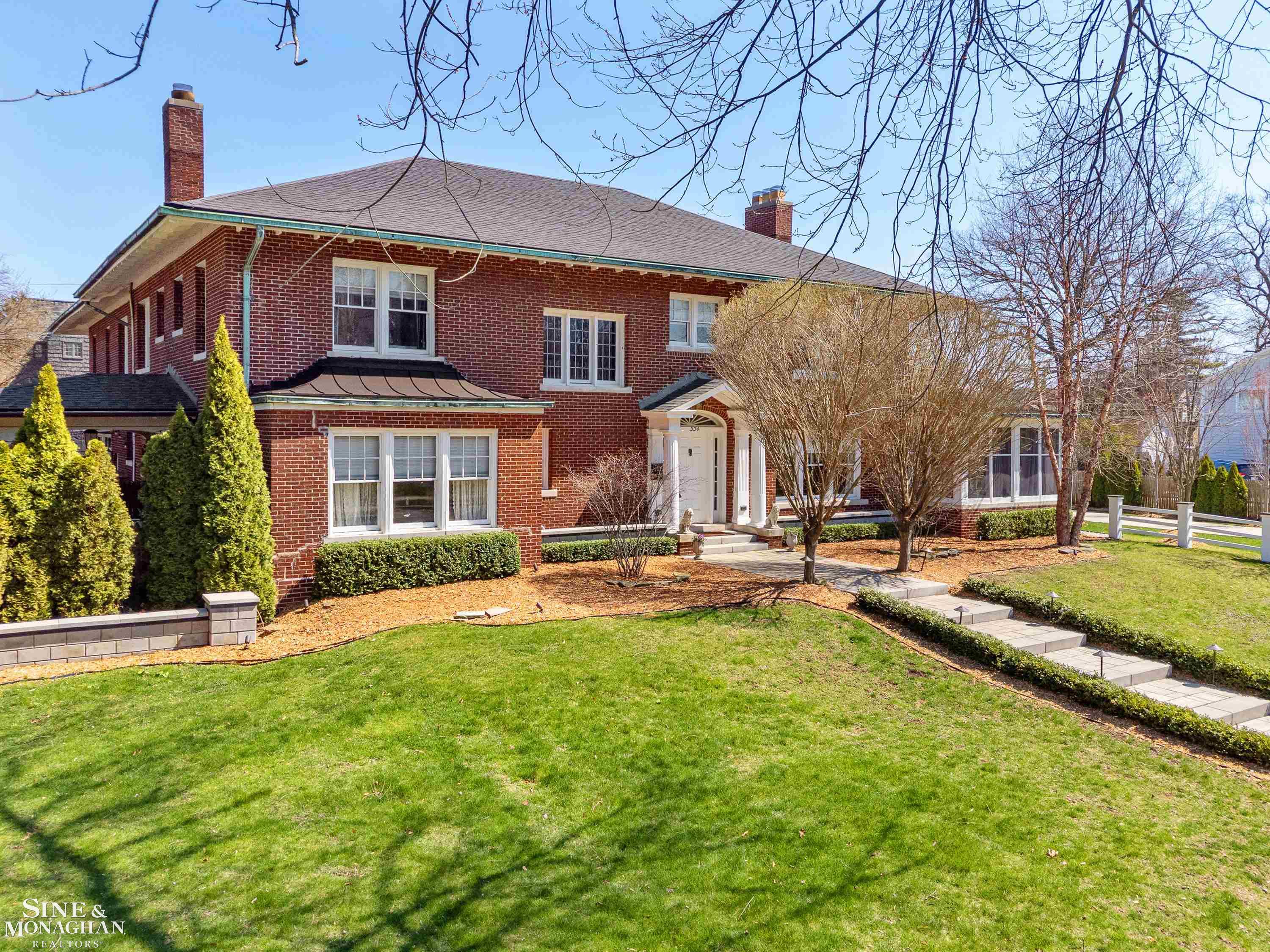 334 University Place, Grosse Pointe, MI, 48236