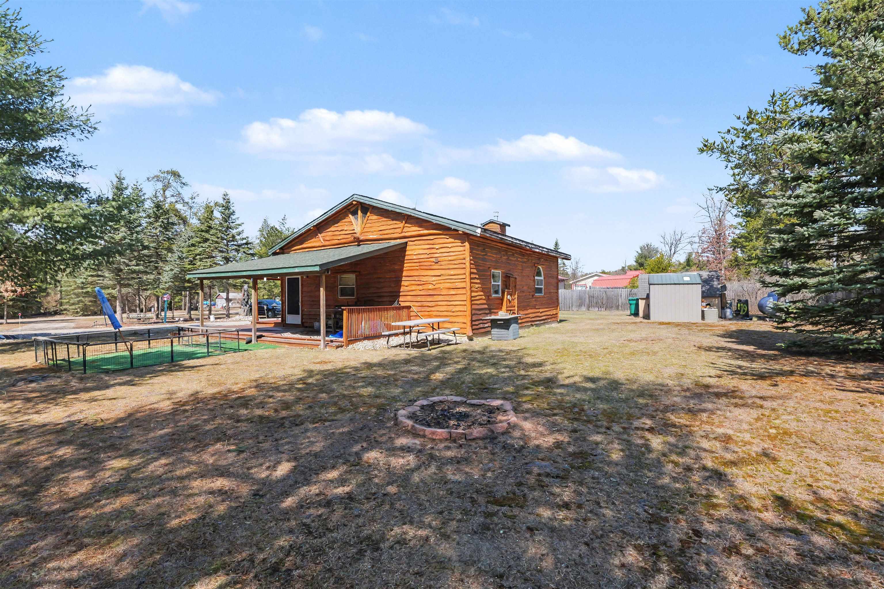 619 Eola Road, Harrison, MI, 48625-8618