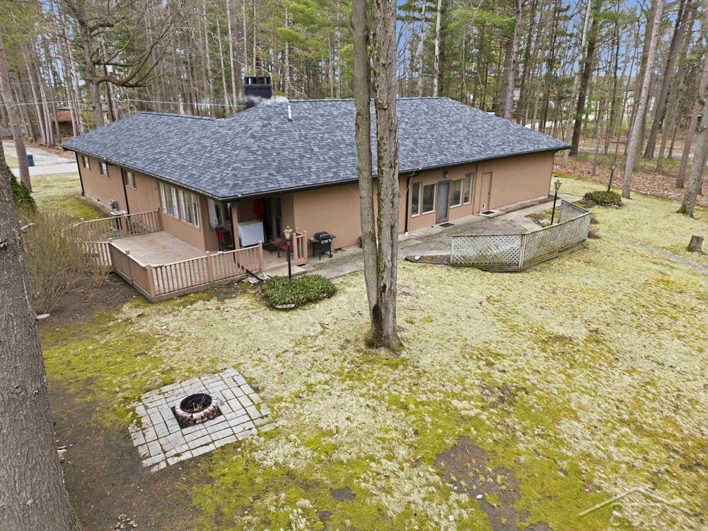 547 W Peterson Drive, Sanford, MI, 48657