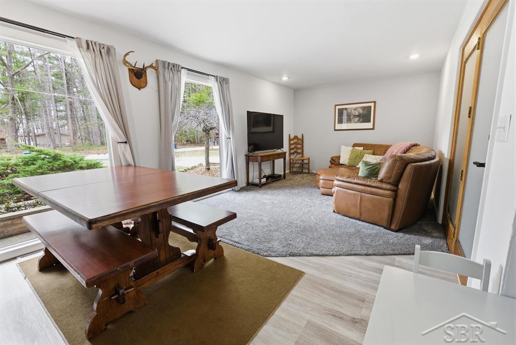 547 W Peterson Drive, Sanford, MI, 48657