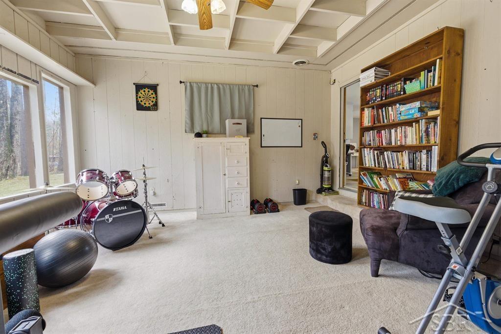 547 W Peterson Drive, Sanford, MI, 48657