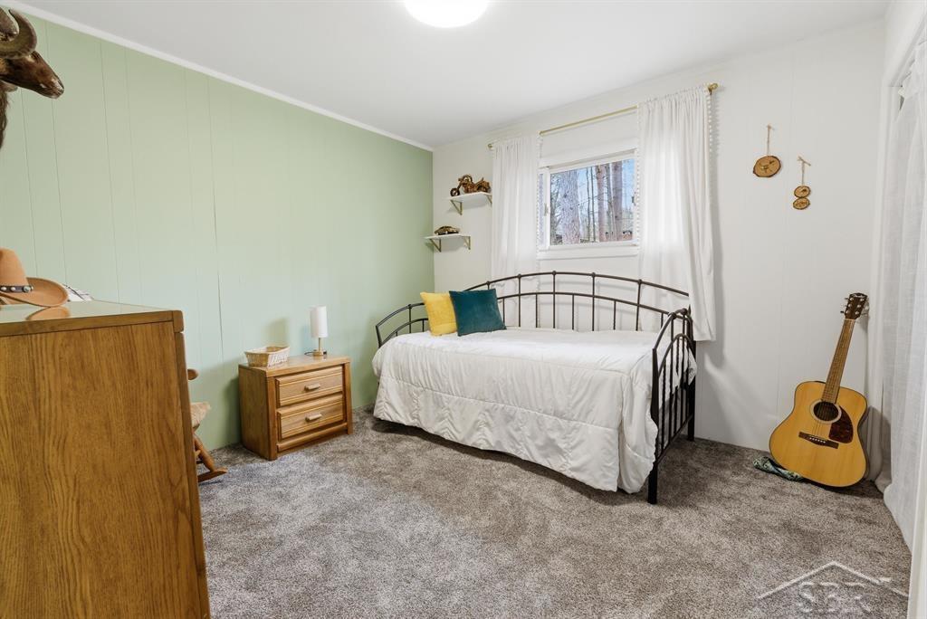 547 W Peterson Drive, Sanford, MI, 48657