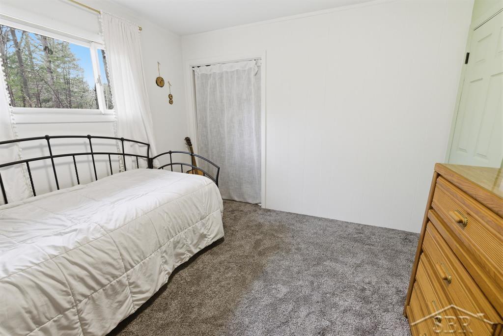 547 W Peterson Drive, Sanford, MI, 48657