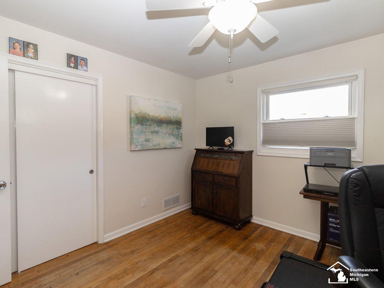 6368 Avenue D Avenue, La Salle, MI, 48145