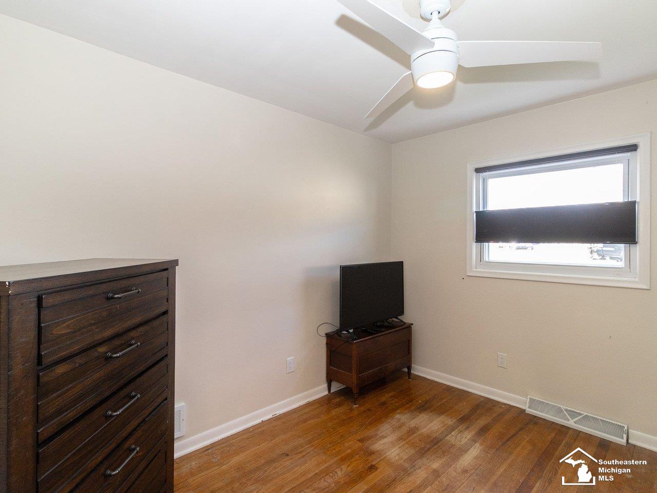 6368 Avenue D Avenue, La Salle, MI, 48145