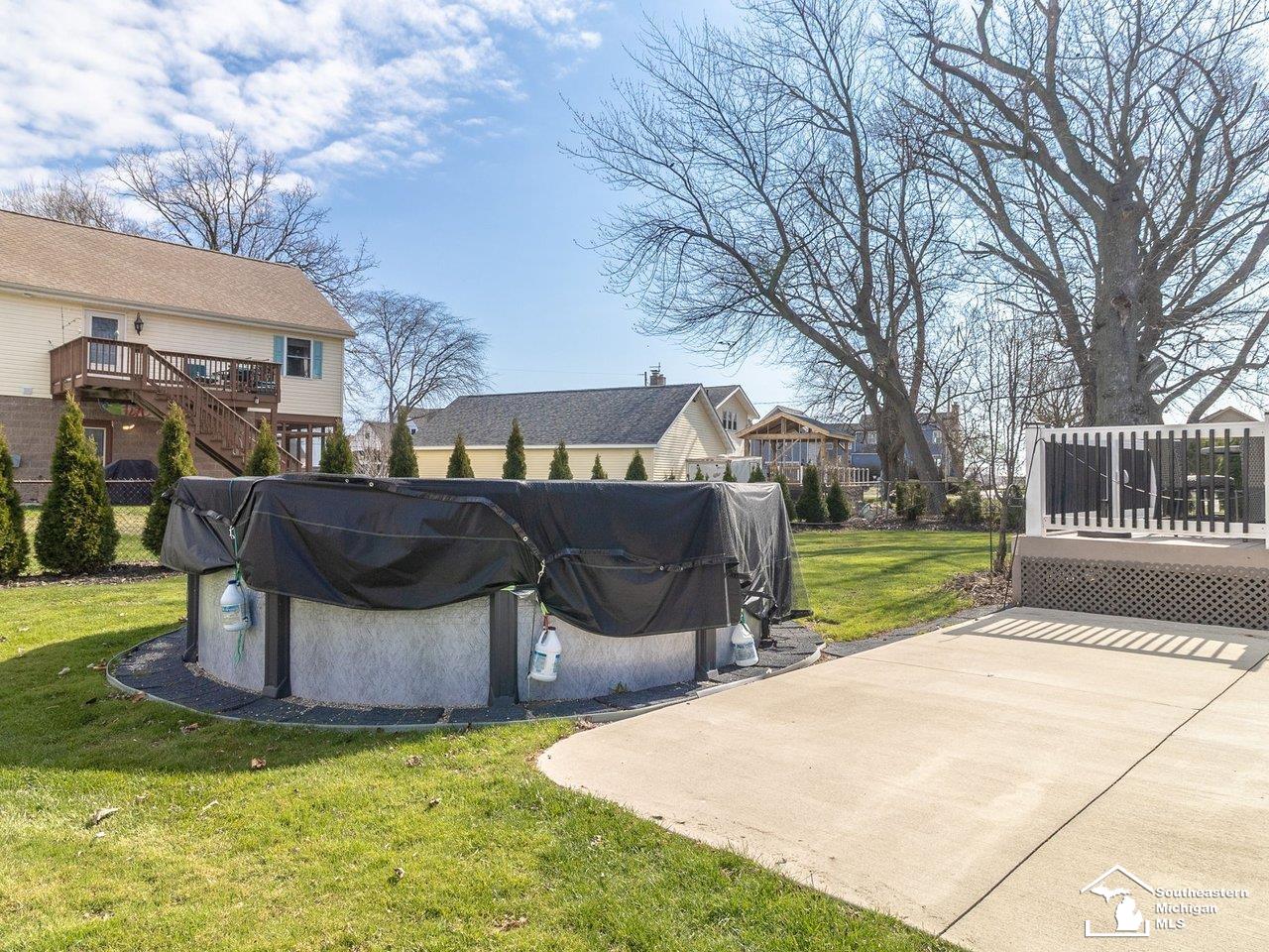 6368 Avenue D Avenue, La Salle, MI, 48145