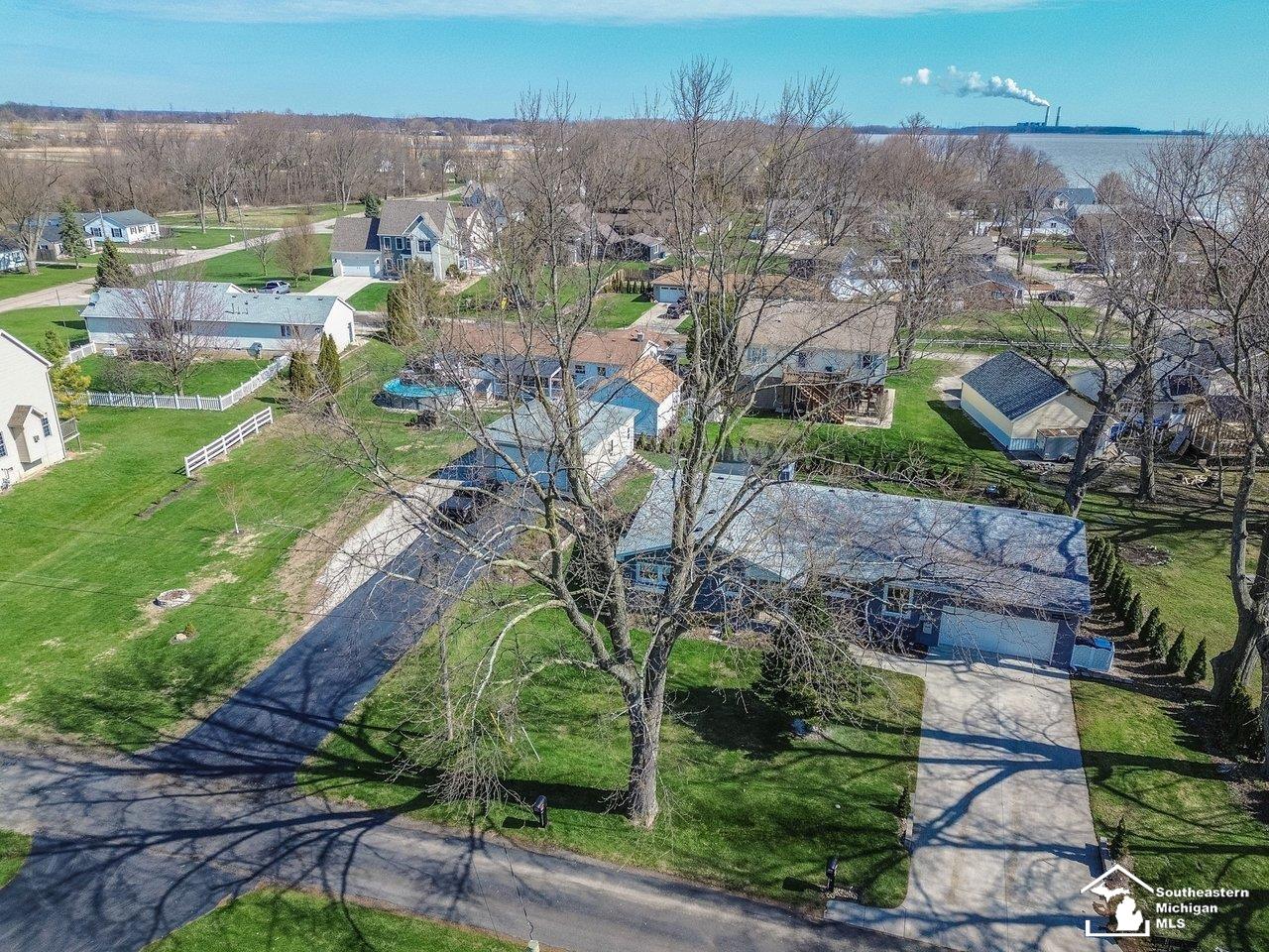 6368 Avenue D Avenue, La Salle, MI, 48145