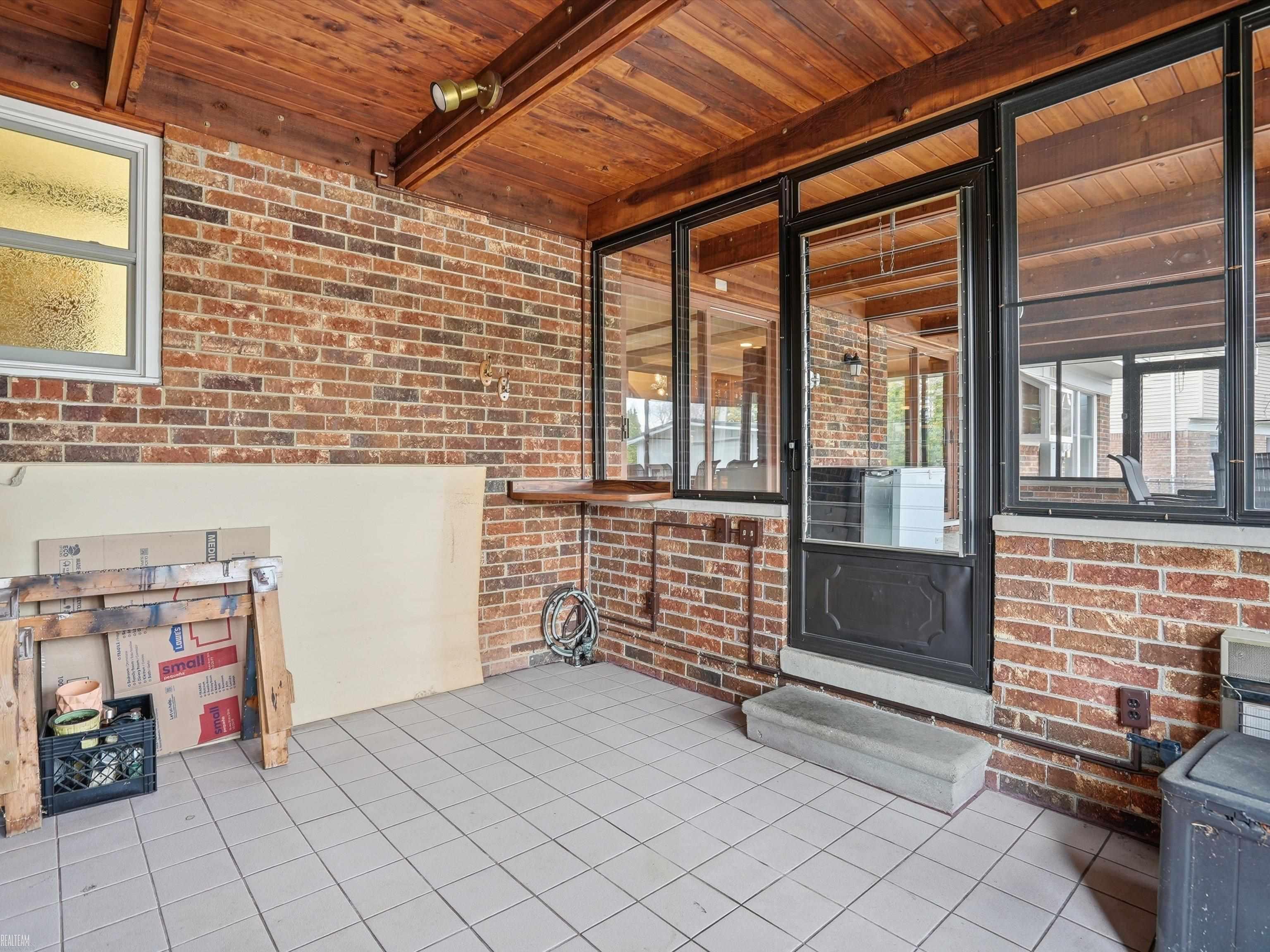 20145 Scarlet Court, Clinton Township, MI, 48036