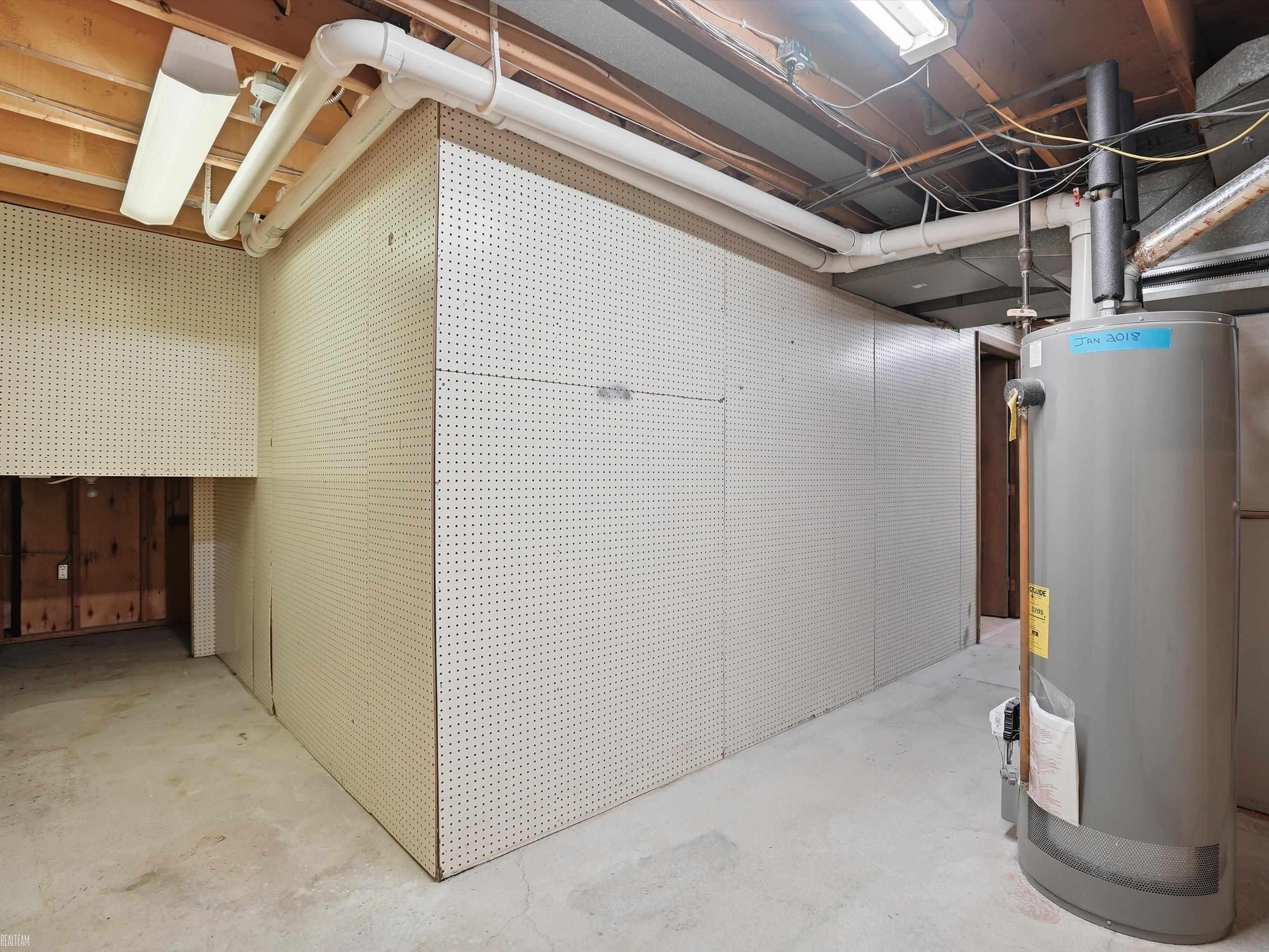 20145 Scarlet Court, Clinton Township, MI, 48036