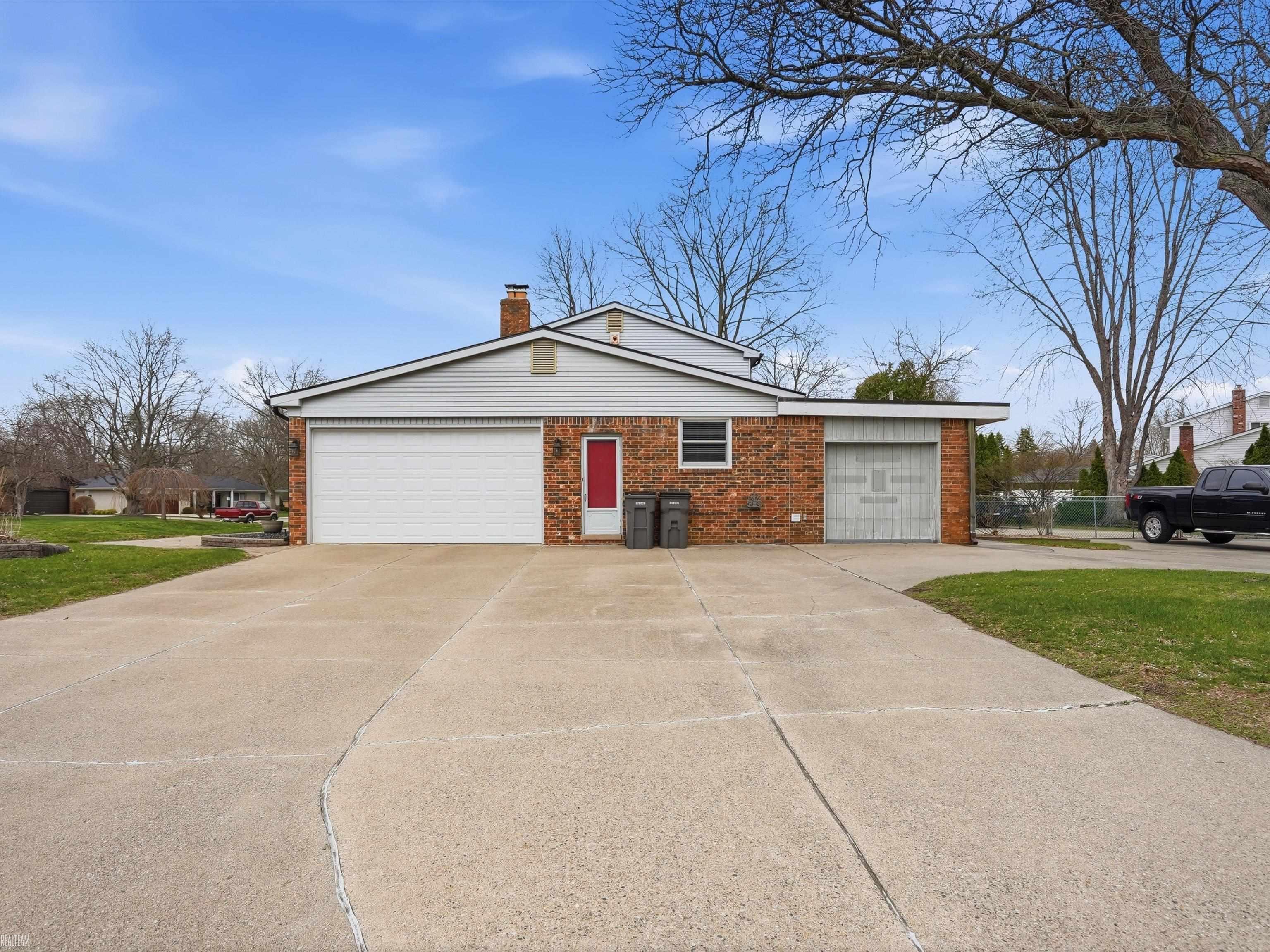 20145 Scarlet Court, Clinton Township, MI, 48036