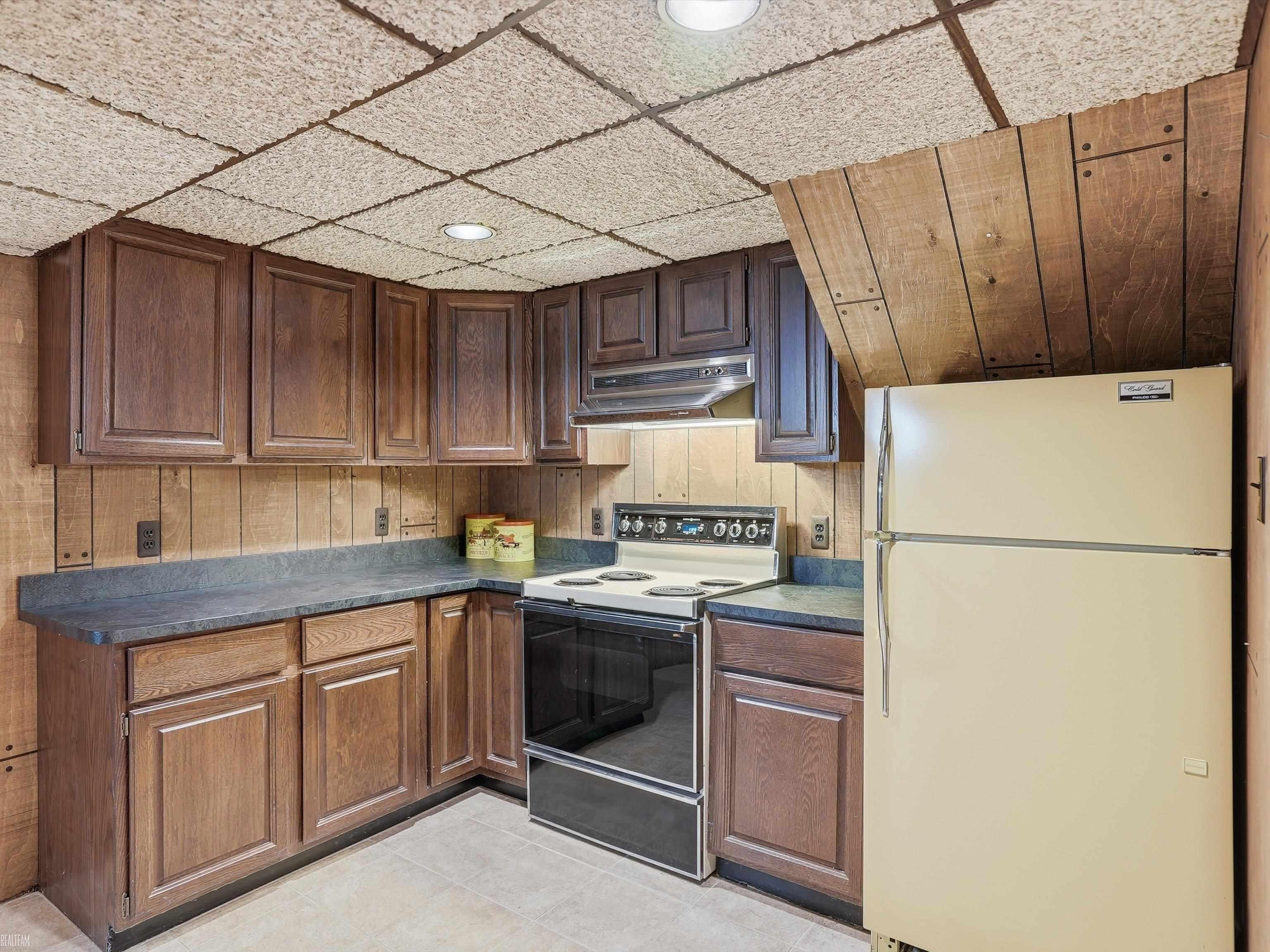 20145 Scarlet Court, Clinton Township, MI, 48036