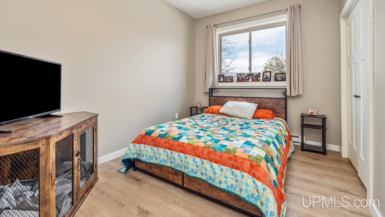 15 Wintergreen Circle, Gladstone, MI, 49837