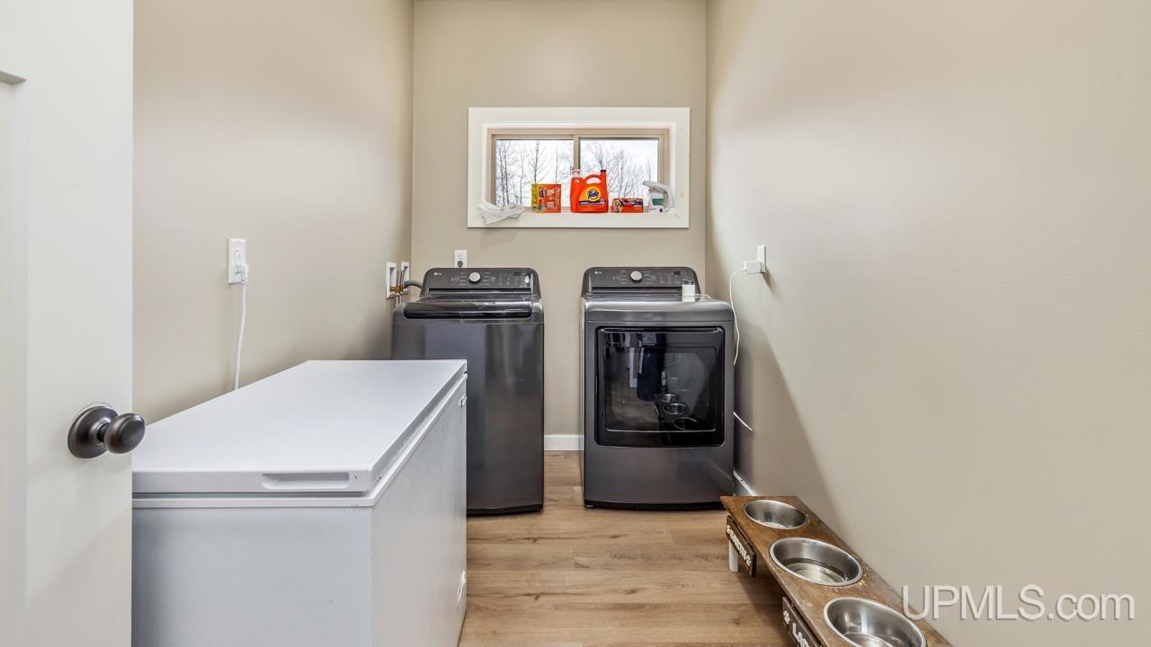 15 Wintergreen Circle, Gladstone, MI, 49837