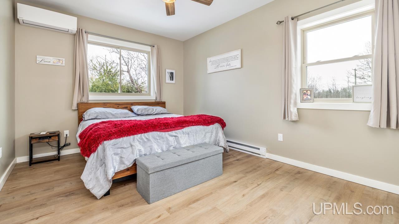 15 Wintergreen Circle, Gladstone, MI, 49837