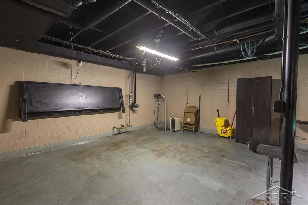 508 Glenview Court, Pinconning, MI, 48650