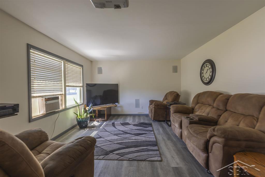 508 Glenview Court, Pinconning, MI, 48650