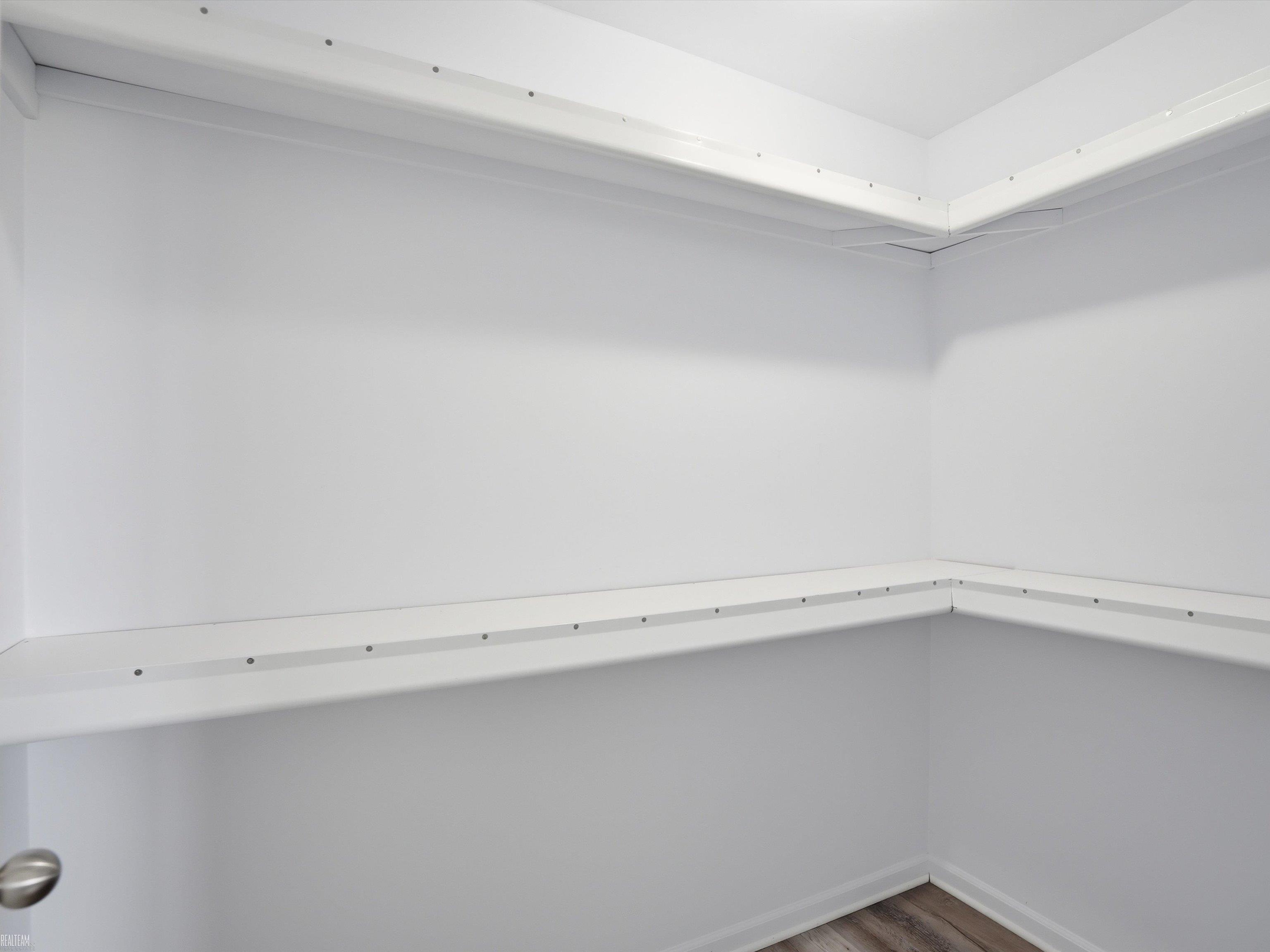 506 W Woodside Avenue, Madison Heights, MI, 48071