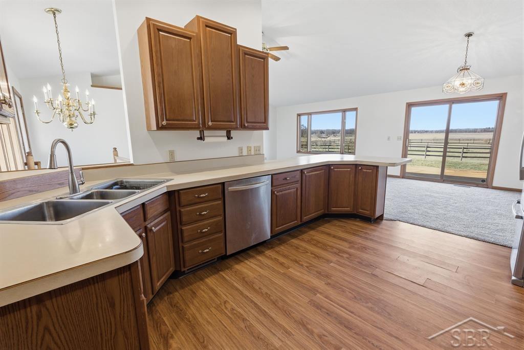 2082 W Parish Road, Midland, MI, 48642