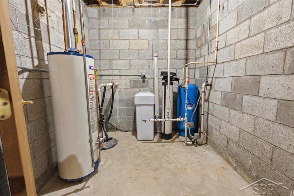 2082 W Parish Road, Midland, MI, 48642