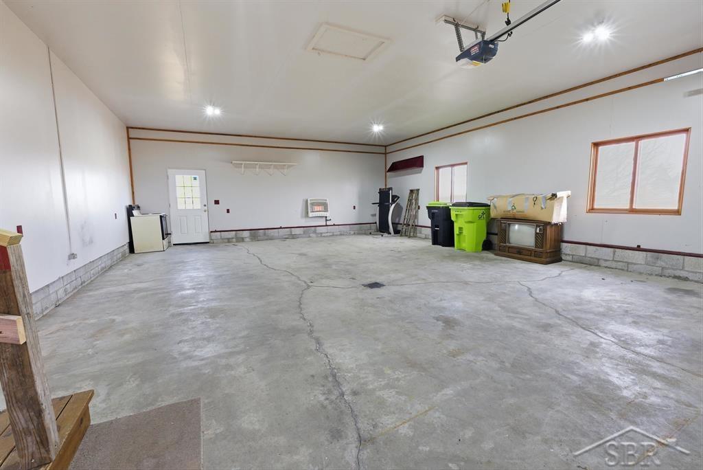 2082 W Parish Road, Midland, MI, 48642