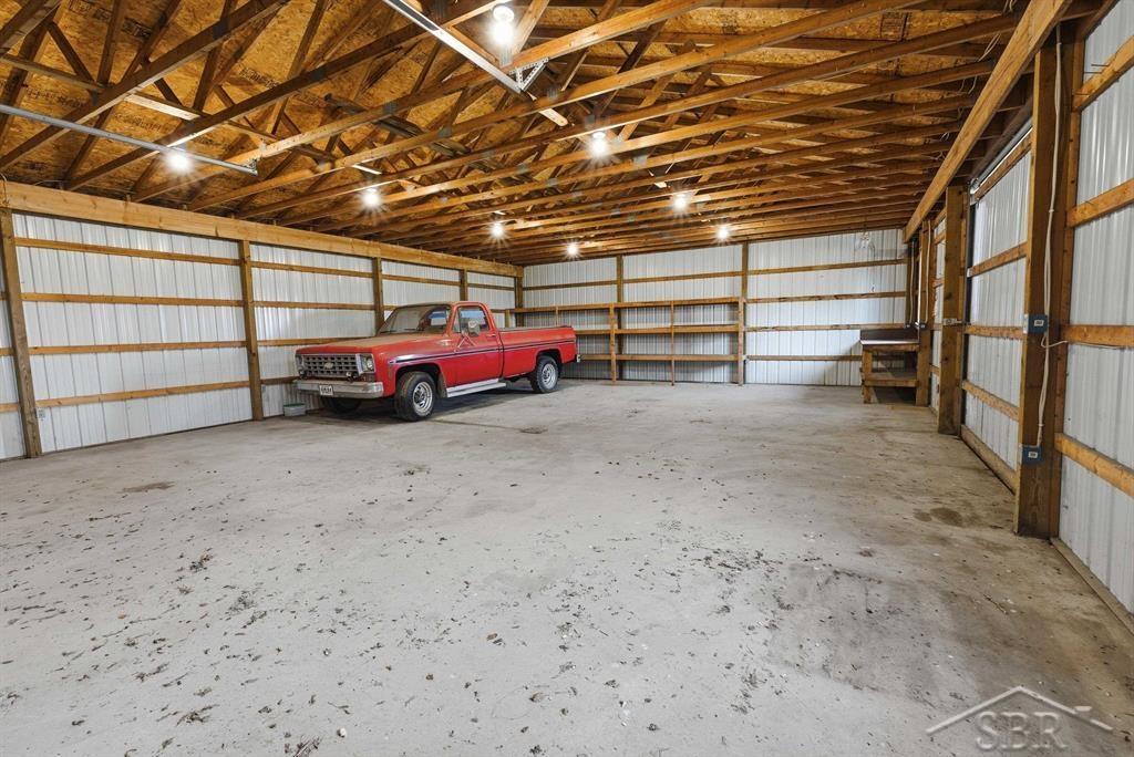 2082 W Parish Road, Midland, MI, 48642