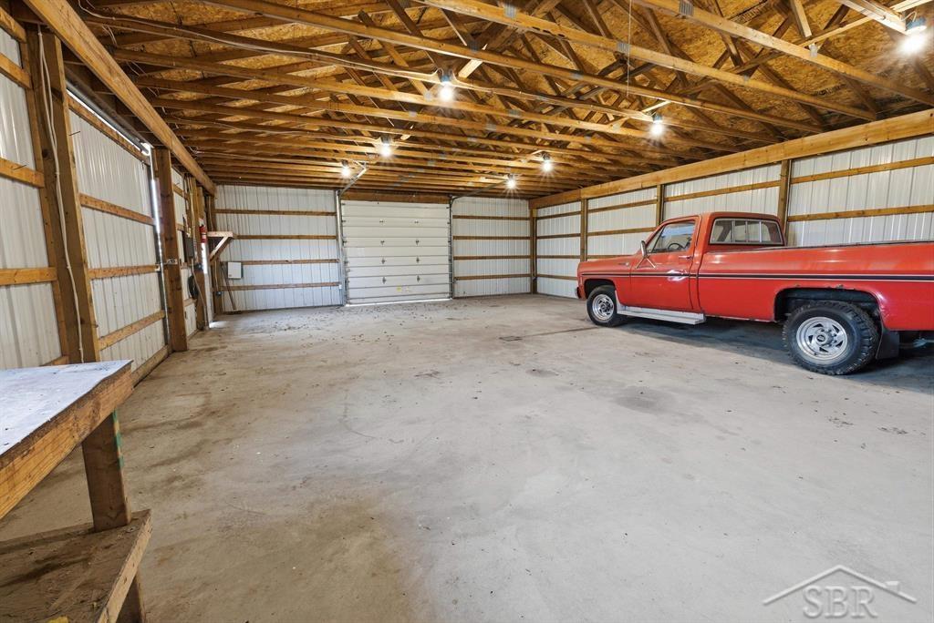 2082 W Parish Road, Midland, MI, 48642