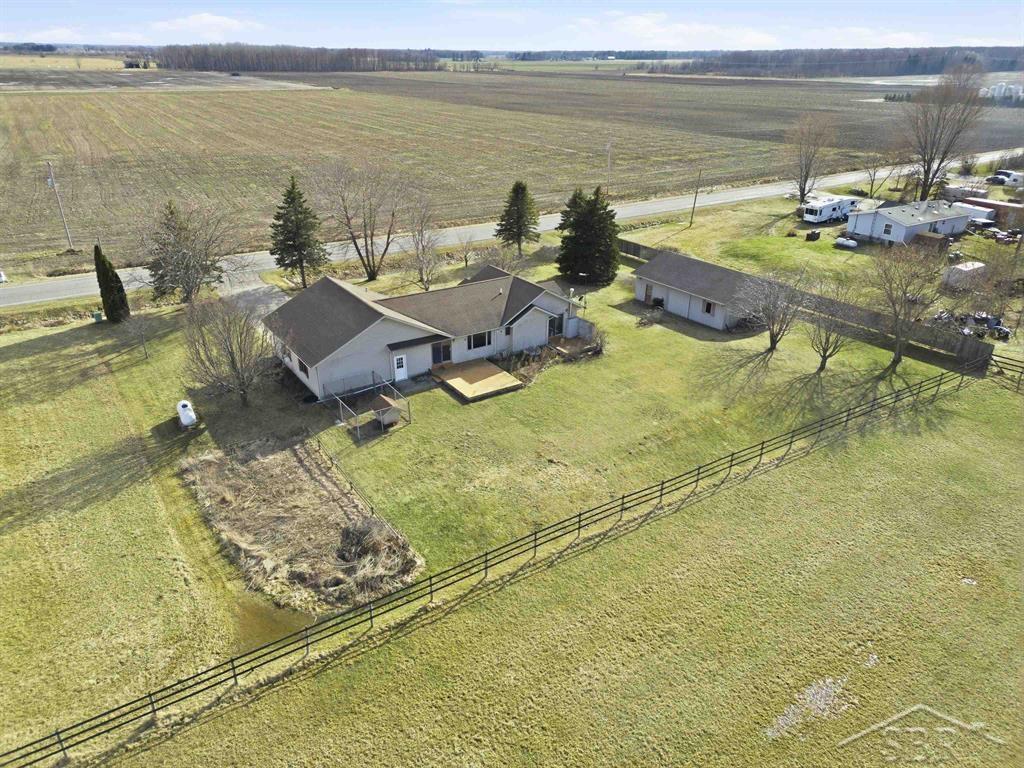 2082 W Parish Road, Midland, MI, 48642