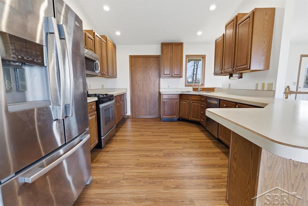 2082 W Parish Road, Midland, MI, 48642