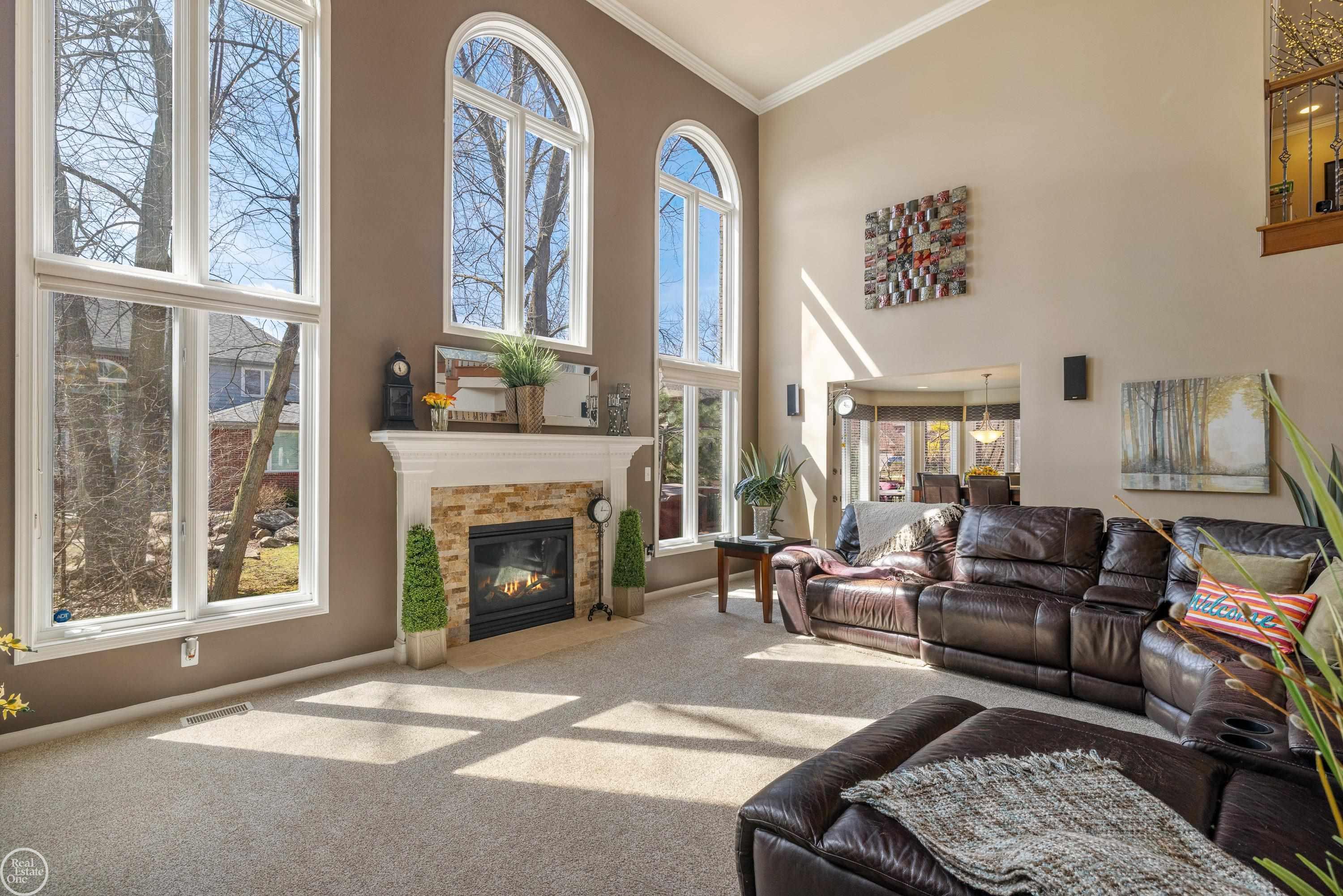 28014 Ashland Avenue, Harrison Twp, MI, 48045