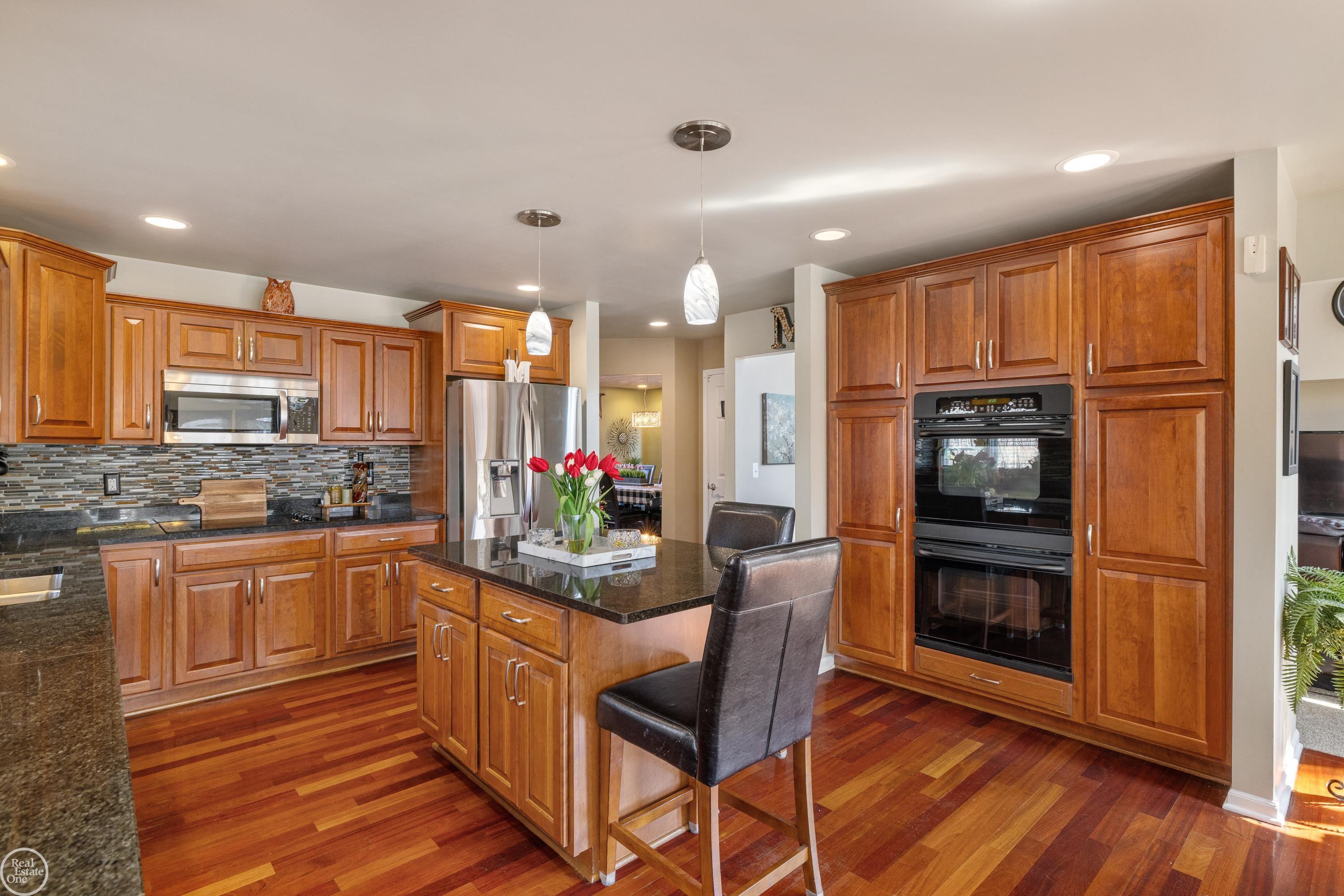 28014 Ashland Avenue, Harrison Twp, MI, 48045