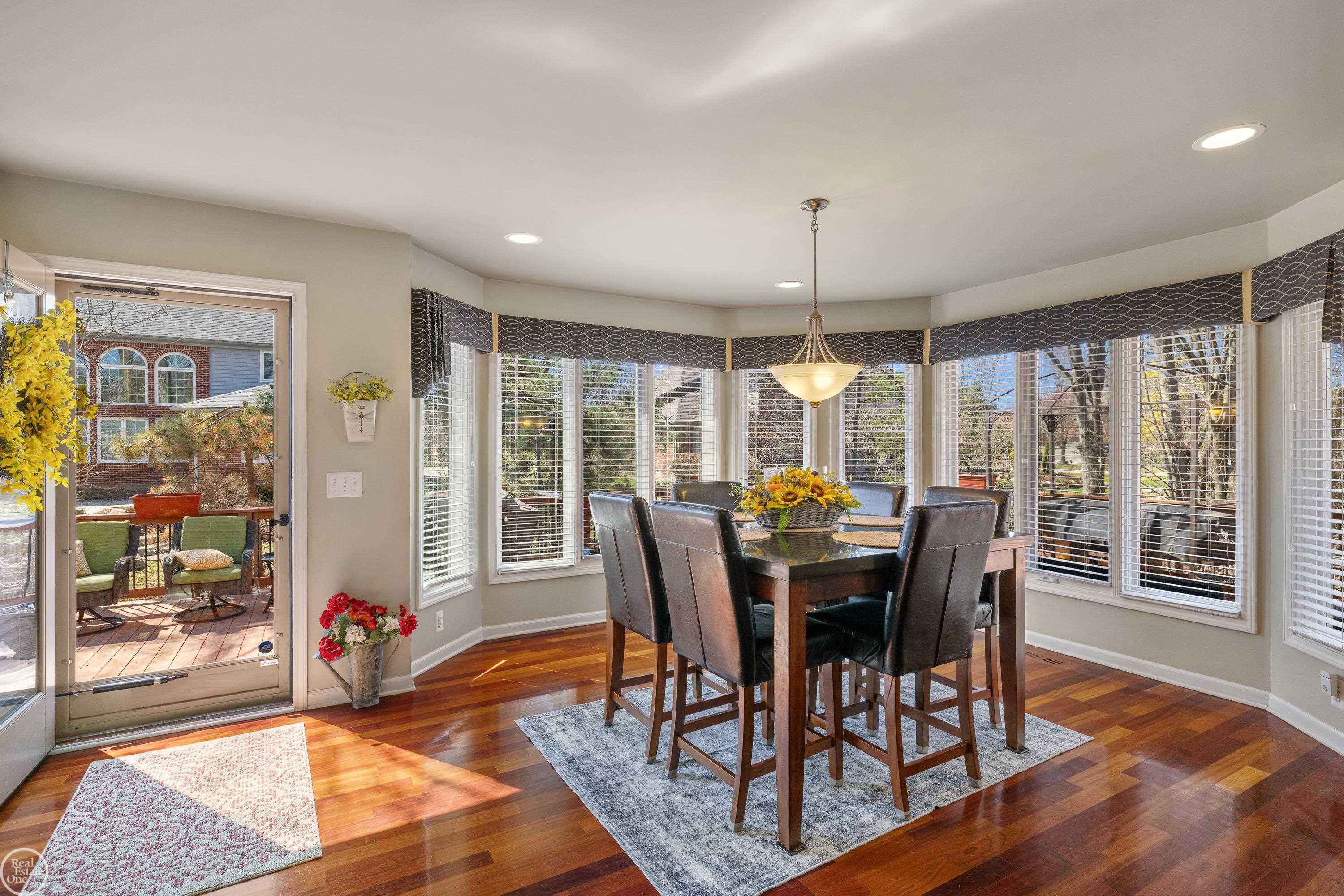 28014 Ashland Avenue, Harrison Twp, MI, 48045