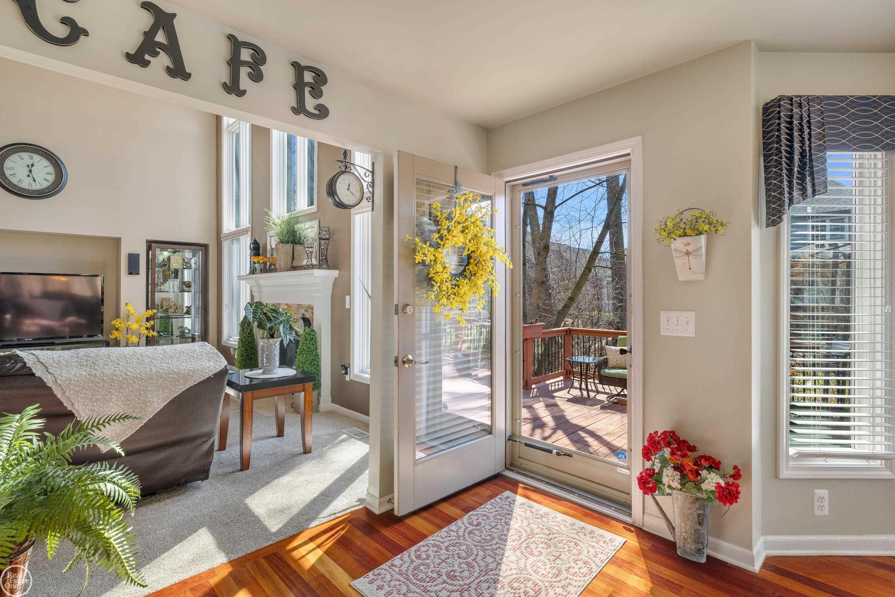 28014 Ashland Avenue, Harrison Twp, MI, 48045