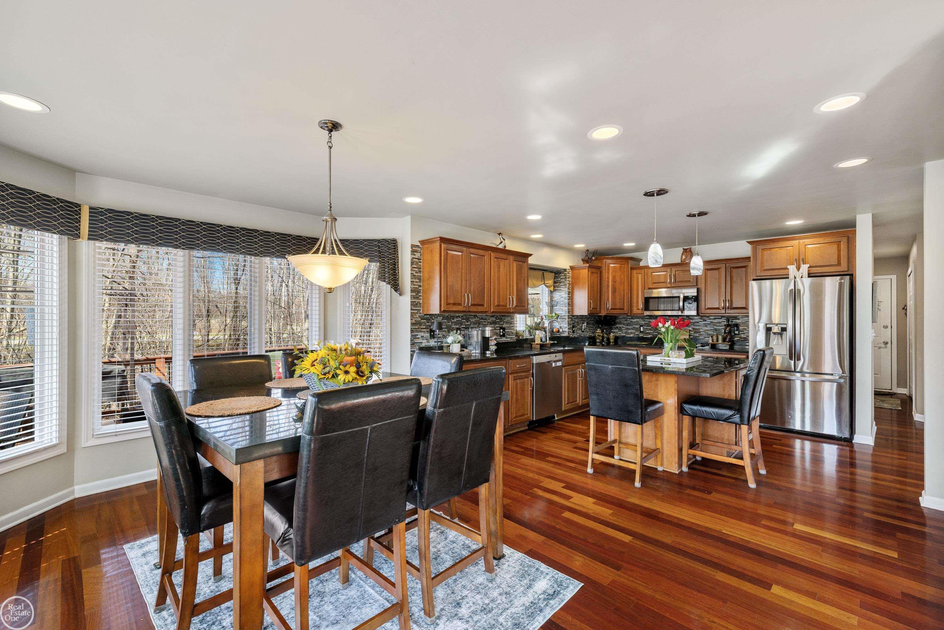 28014 Ashland Avenue, Harrison Twp, MI, 48045