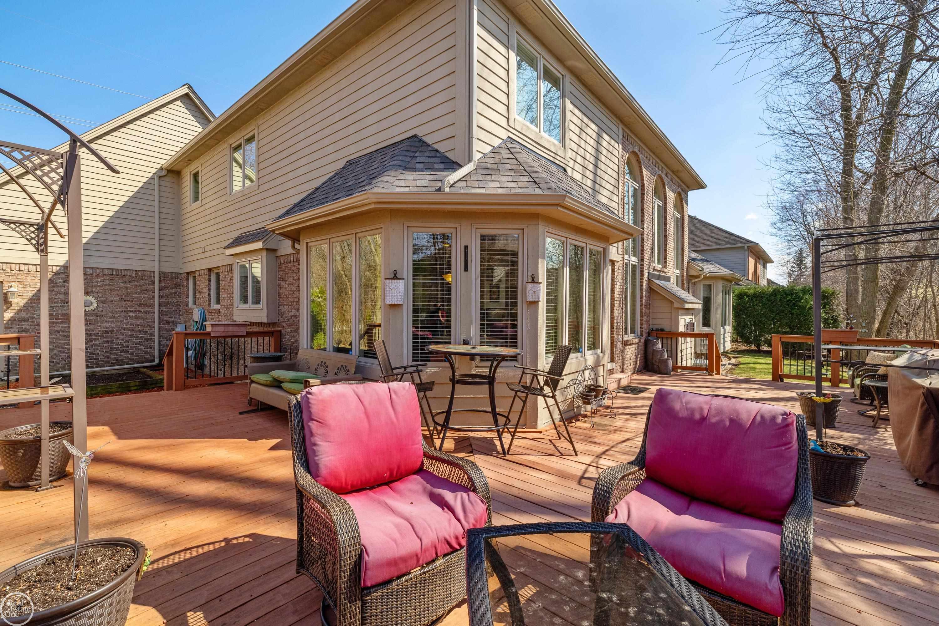 28014 Ashland Avenue, Harrison Twp, MI, 48045