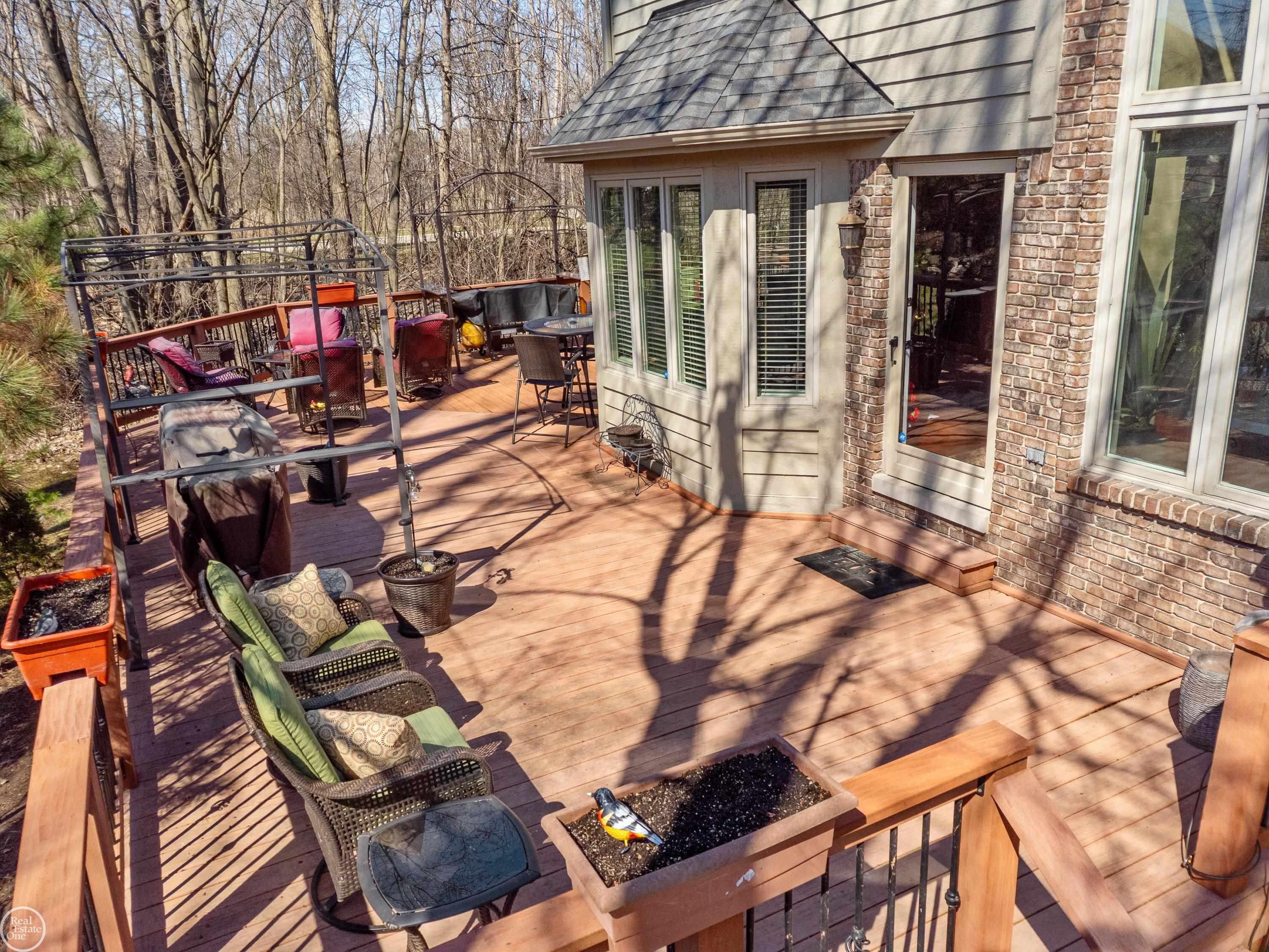 28014 Ashland Avenue, Harrison Twp, MI, 48045