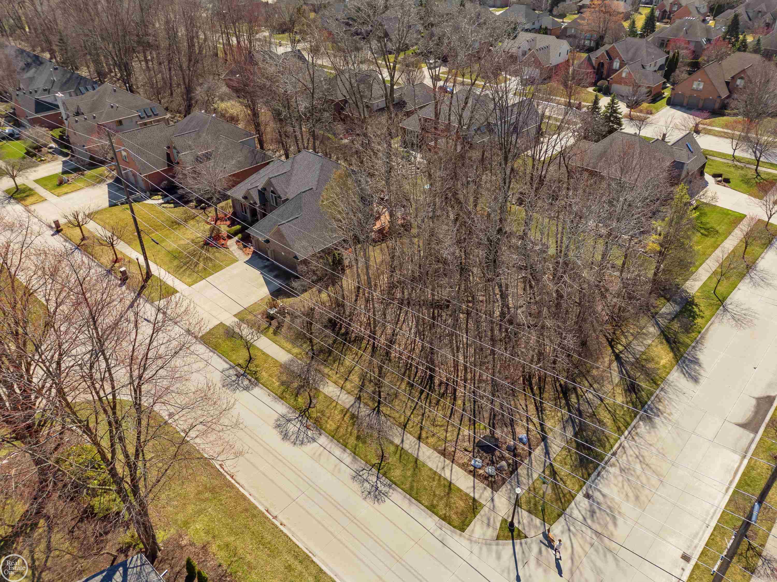 28014 Ashland Avenue, Harrison Twp, MI, 48045