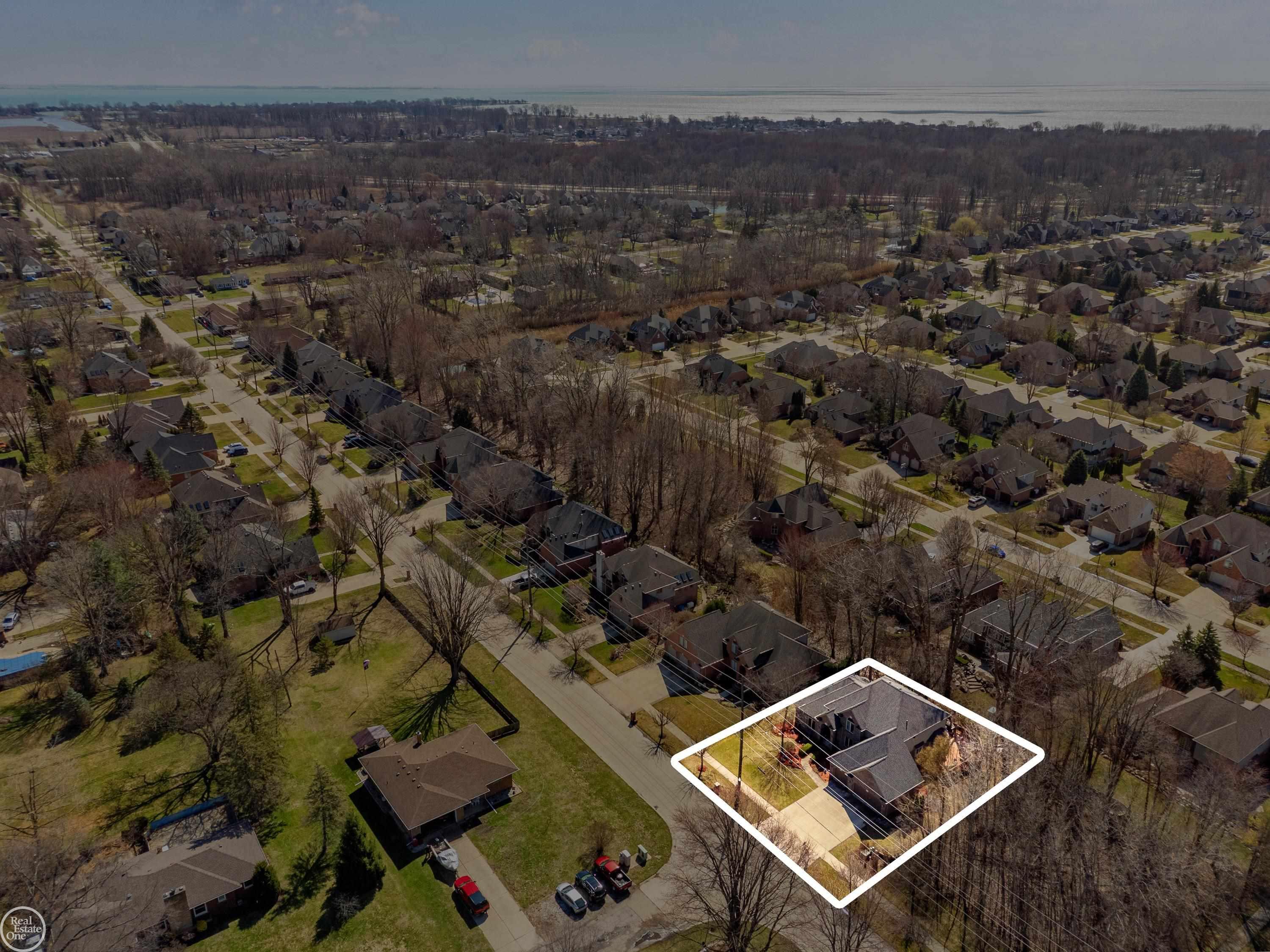 28014 Ashland Avenue, Harrison Twp, MI, 48045