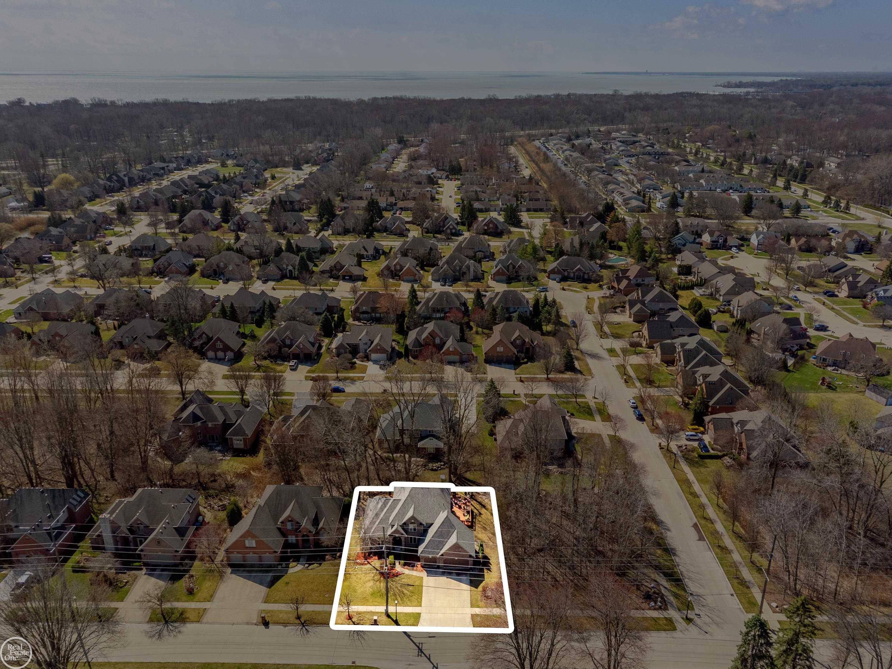 28014 Ashland Avenue, Harrison Twp, MI, 48045