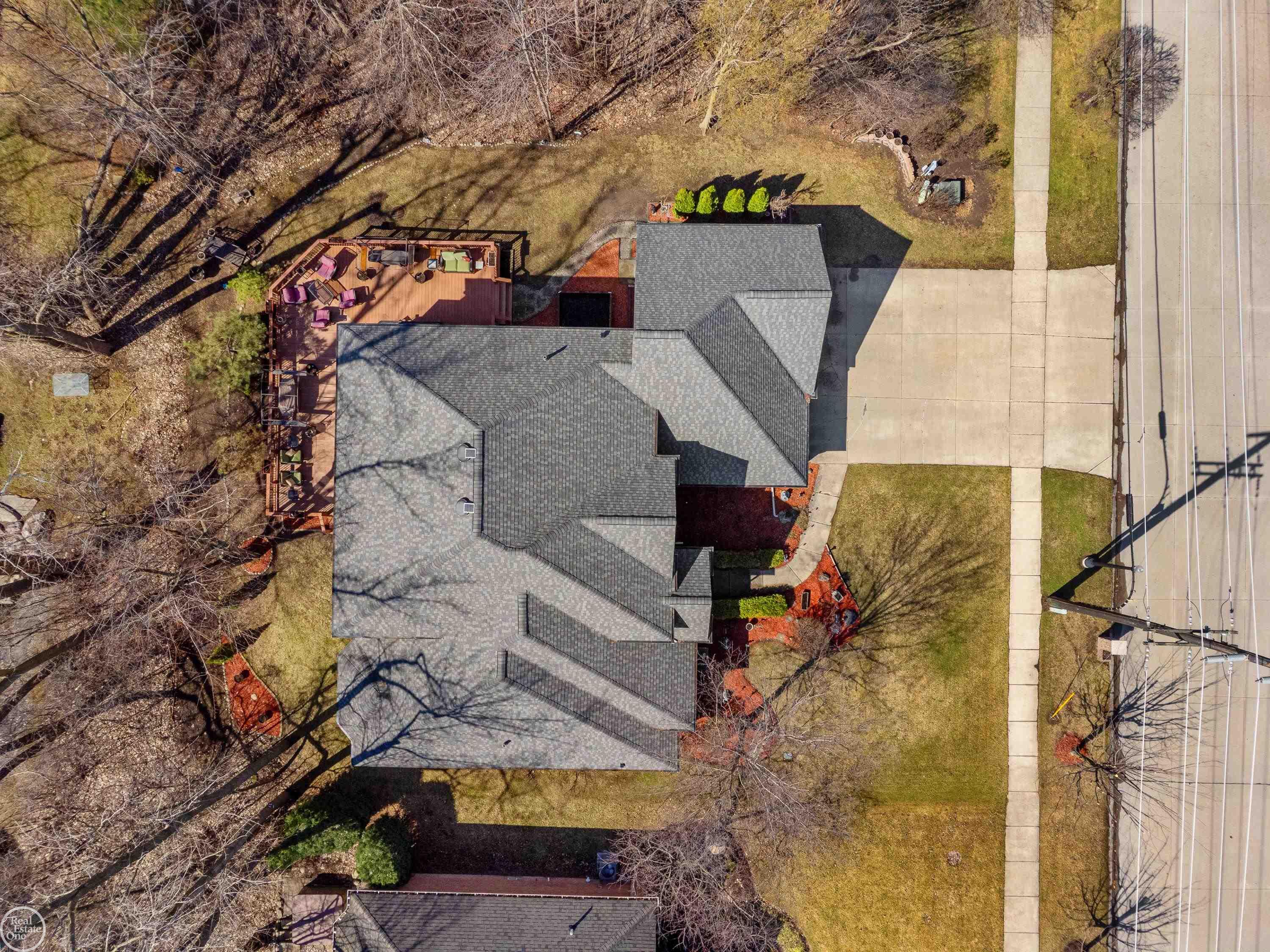 28014 Ashland Avenue, Harrison Twp, MI, 48045